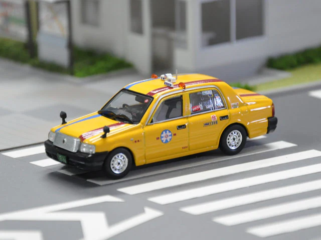 GULLIVER64 1/64 Nikko Car Crown Comfort 64026 - Image 4
