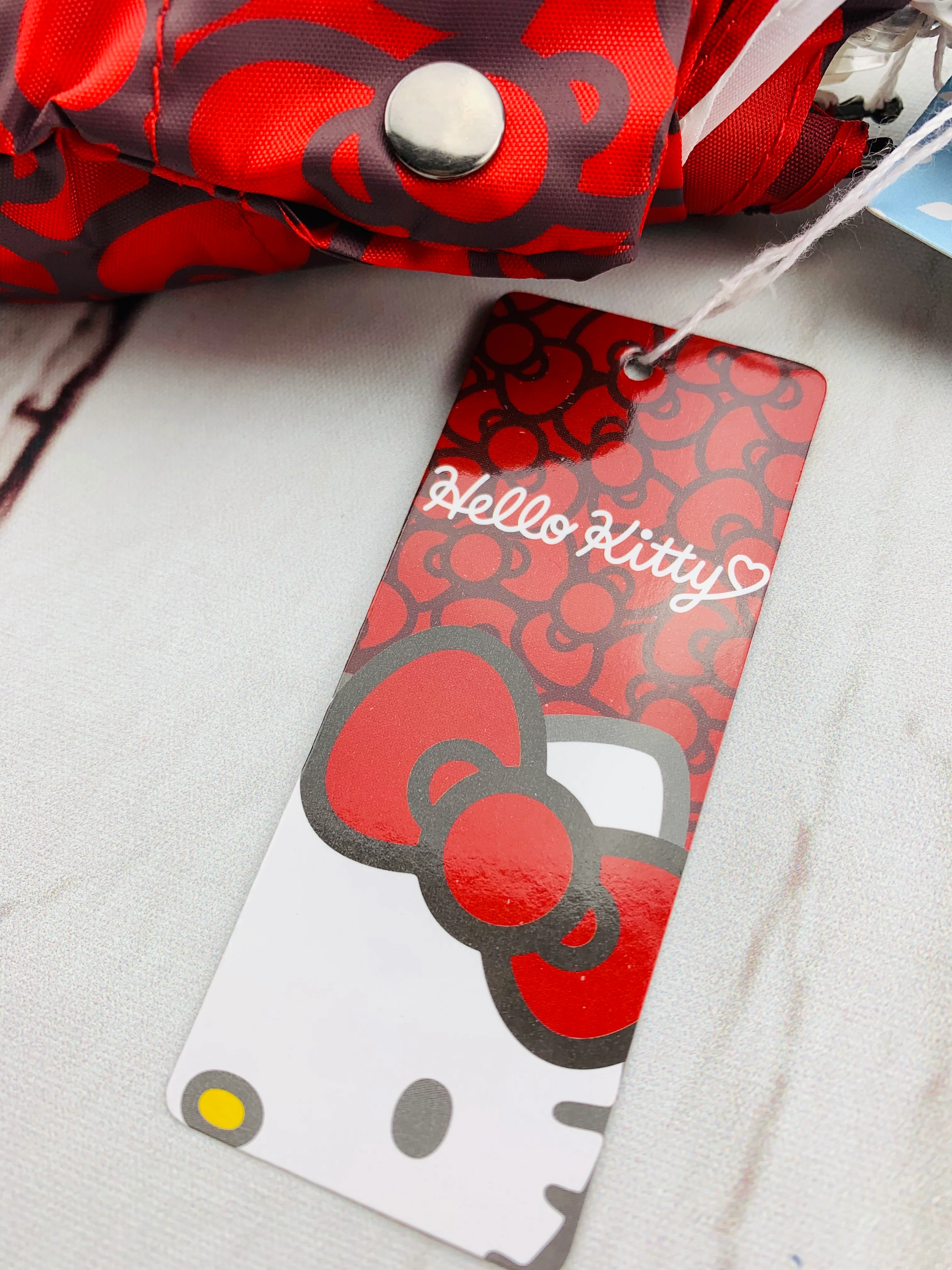 Hello Kitty Folding Umbrella with Storage Bag 90298 - Image 4