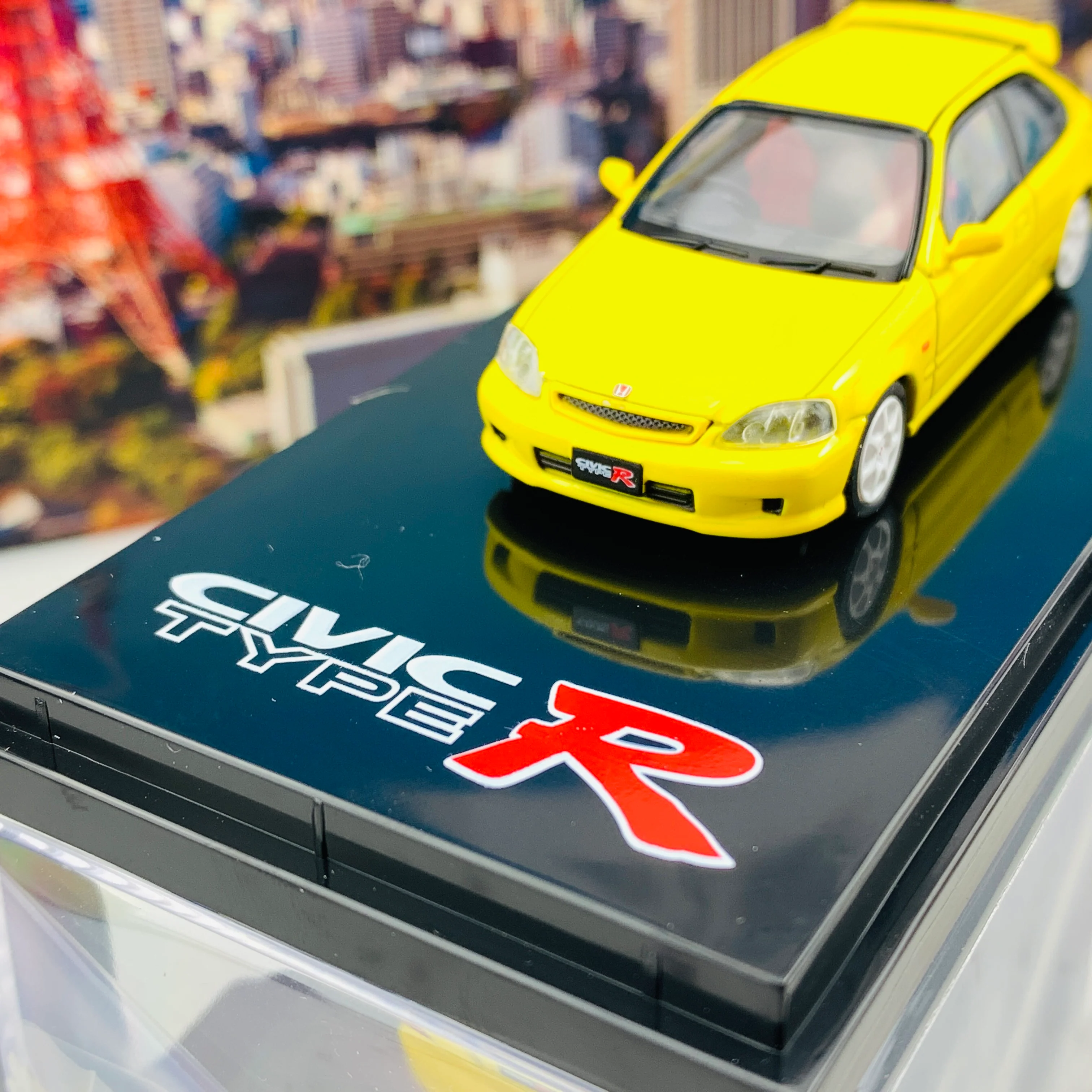 HOBBY JAPAN 1/64 Honda Civic TYPE R EK9 2000 SUNLIGHT YELLOW HJ641016Y - Image 3