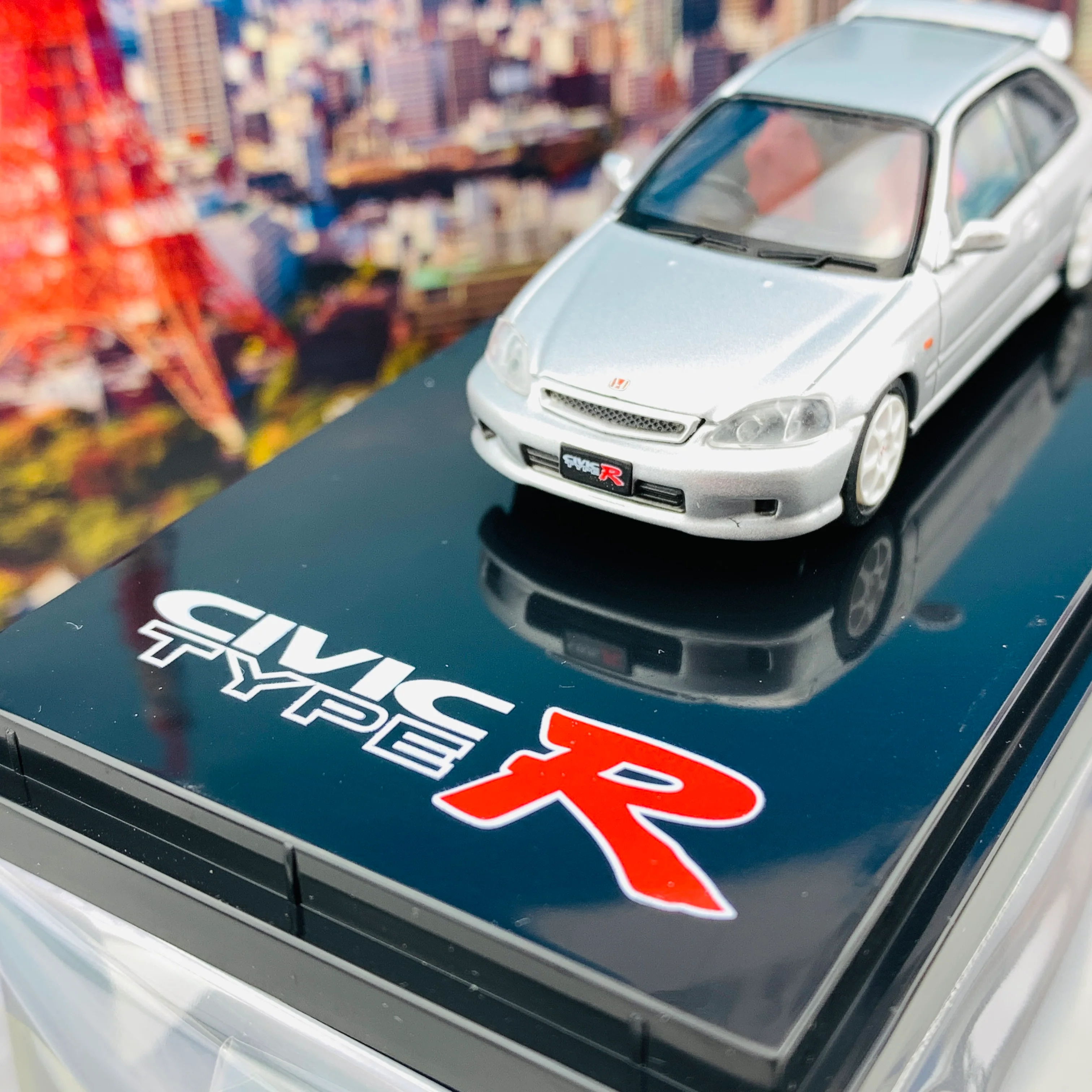 HOBBY JAPAN 1/64 Honda Civic TYPE R EK9 2000 VOGUE SILVER HJ641016S - Image 3