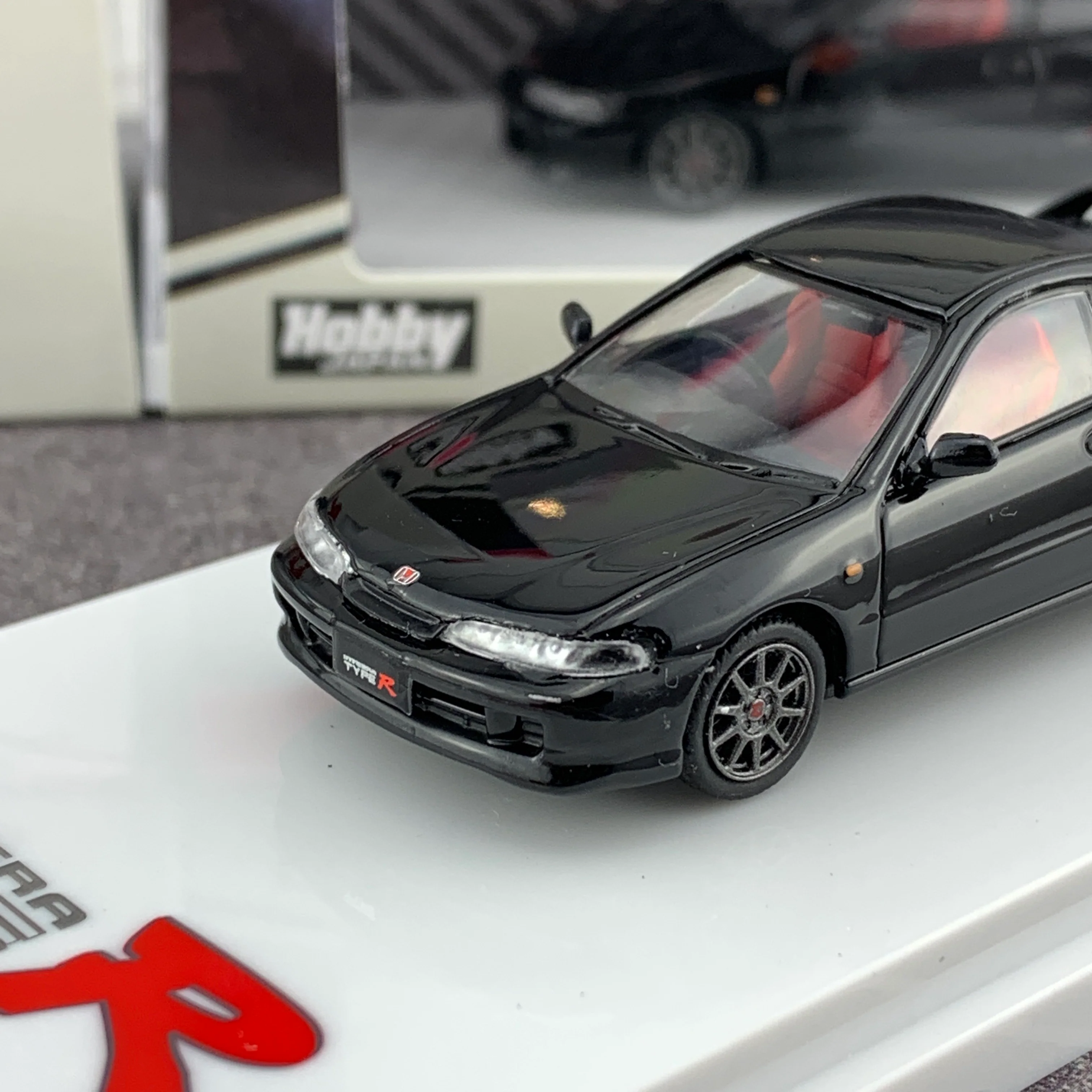 Hobby Japan 1/64 Honda Integra Type R (DC2) 1998 Starlight Black Pearl HJ641004BBK - Image 3