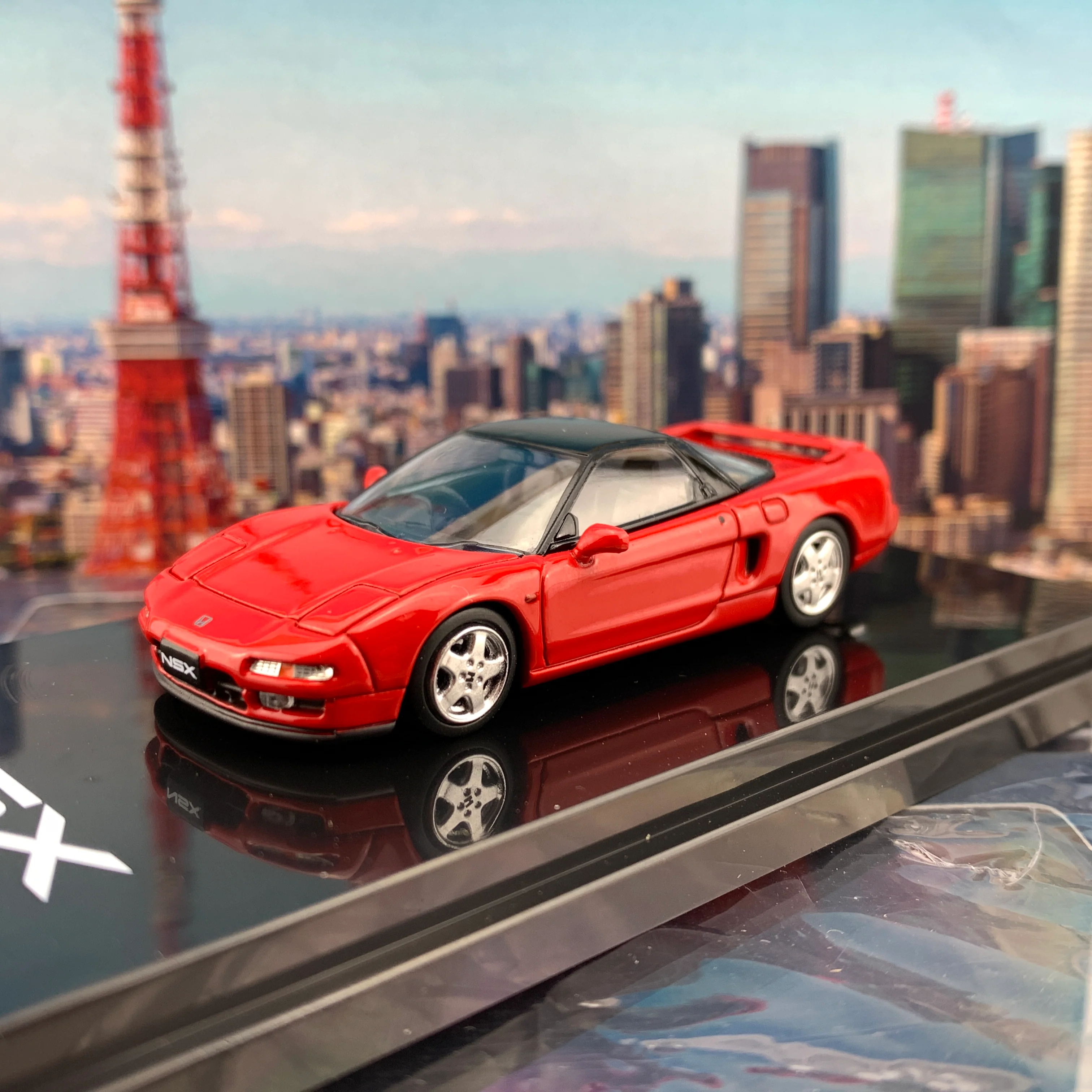 HOBBY JAPAN 1/64 Honda NSX NA1 1990 Formula Red HJ641006R - Image 2