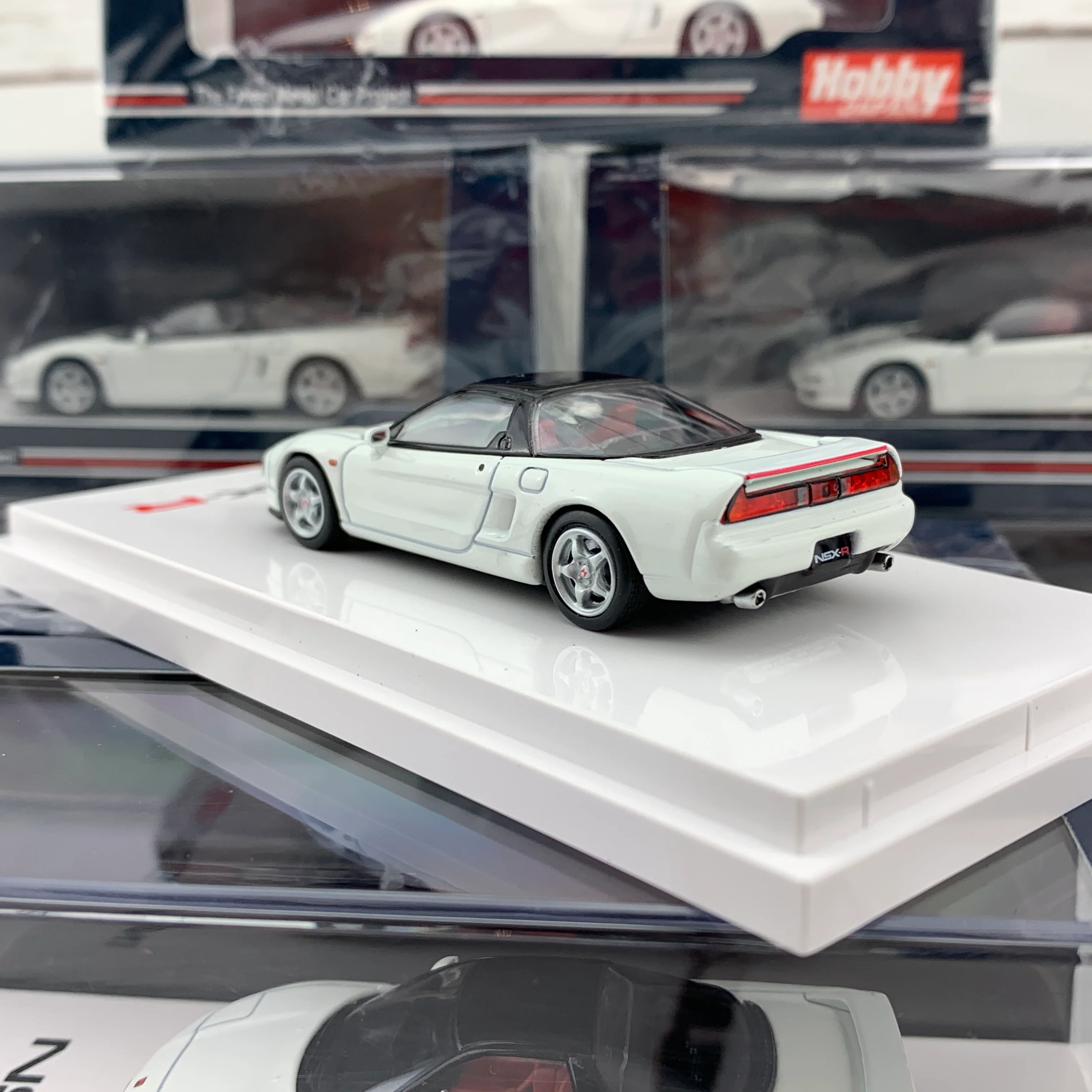 HOBBY JAPAN 1/64 Honda NSX Type R NA1 1992 Championship White HJ641006RW - Image 3