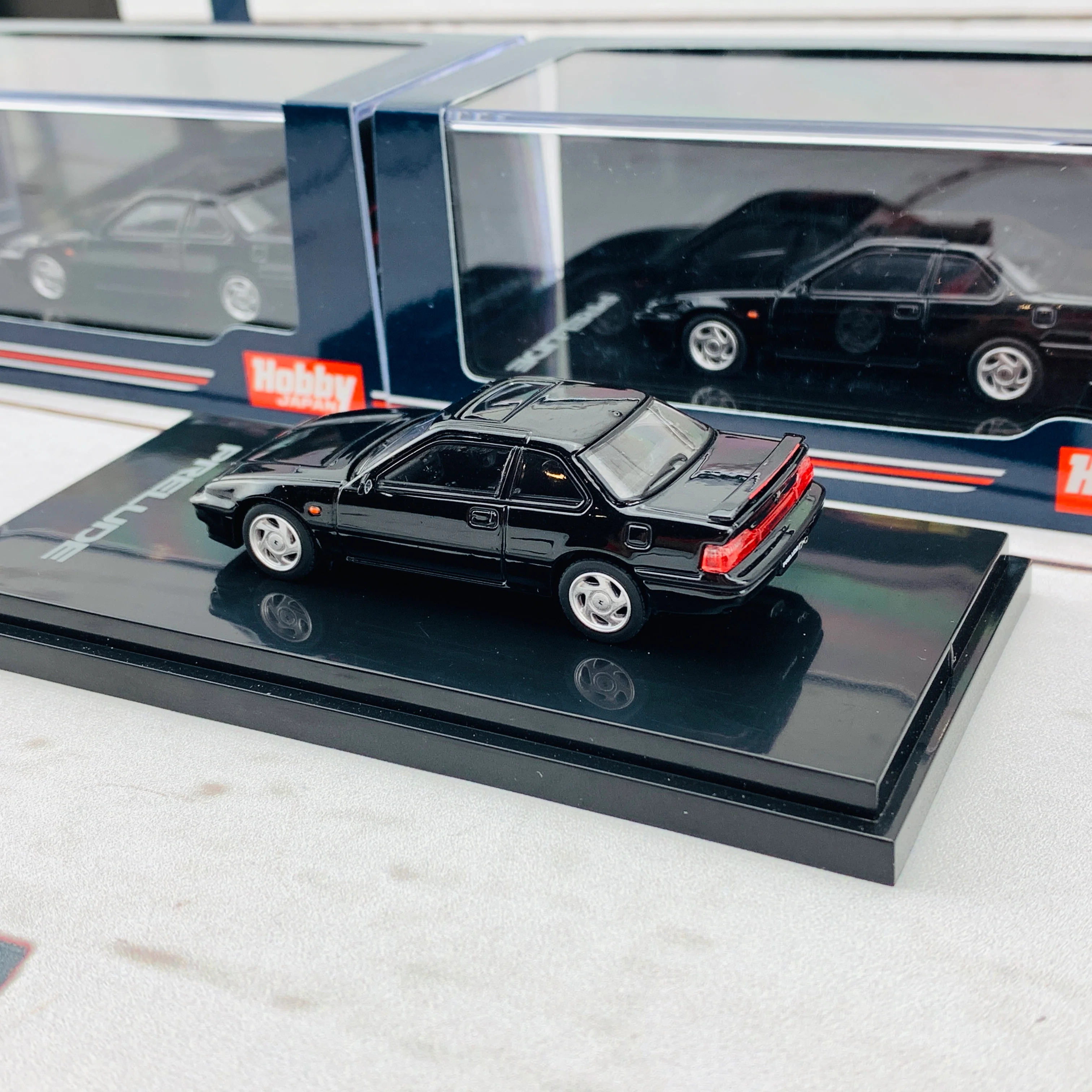 HOBBY JAPAN 1/64 Honda Prelude Si (BA5) 1989 Granada Black Pearl HJ641002ABK - Image 3