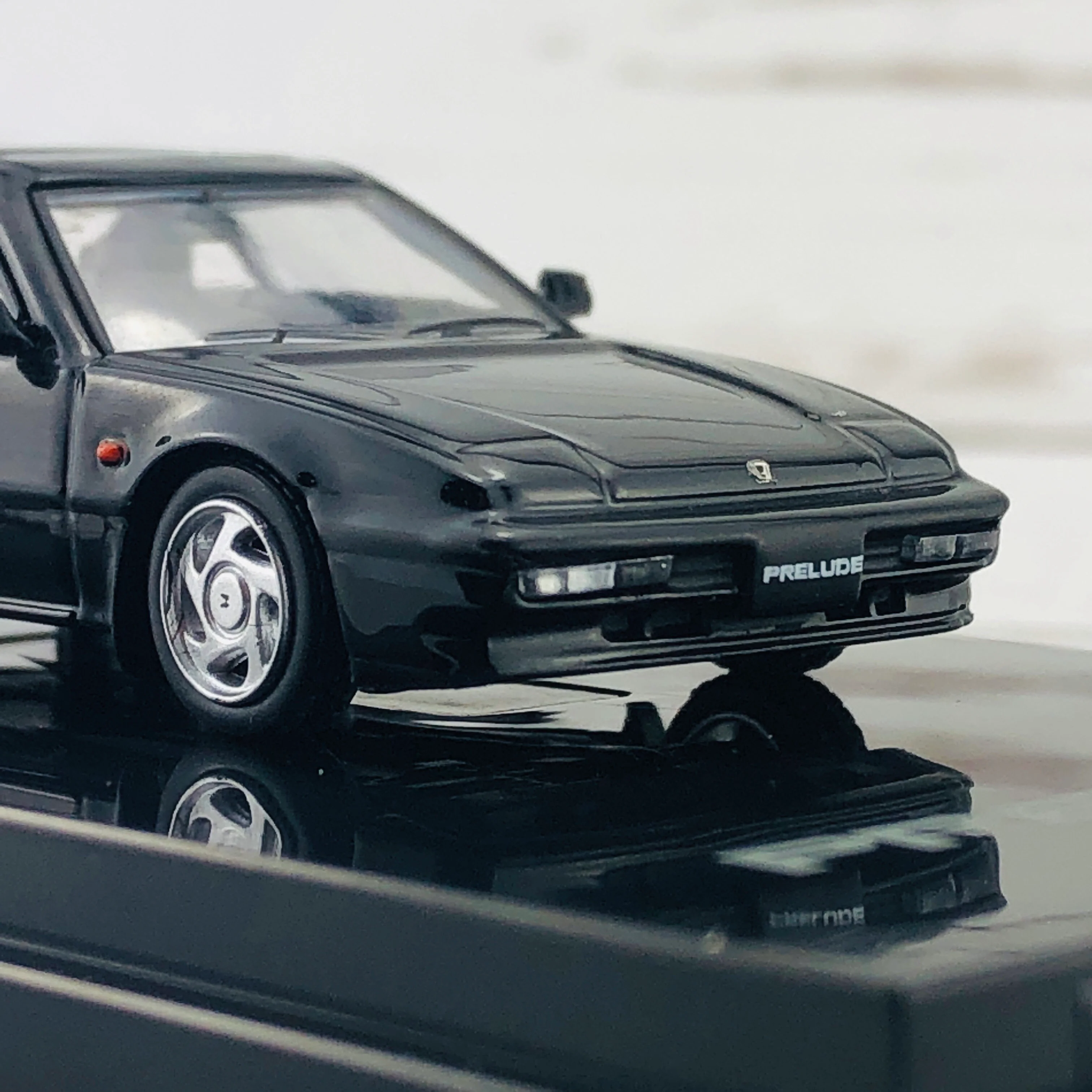 HOBBY JAPAN 1/64 Honda Prelude Si (BA5) 1989 Granada Black Pearl HJ641002ABK - Image 7