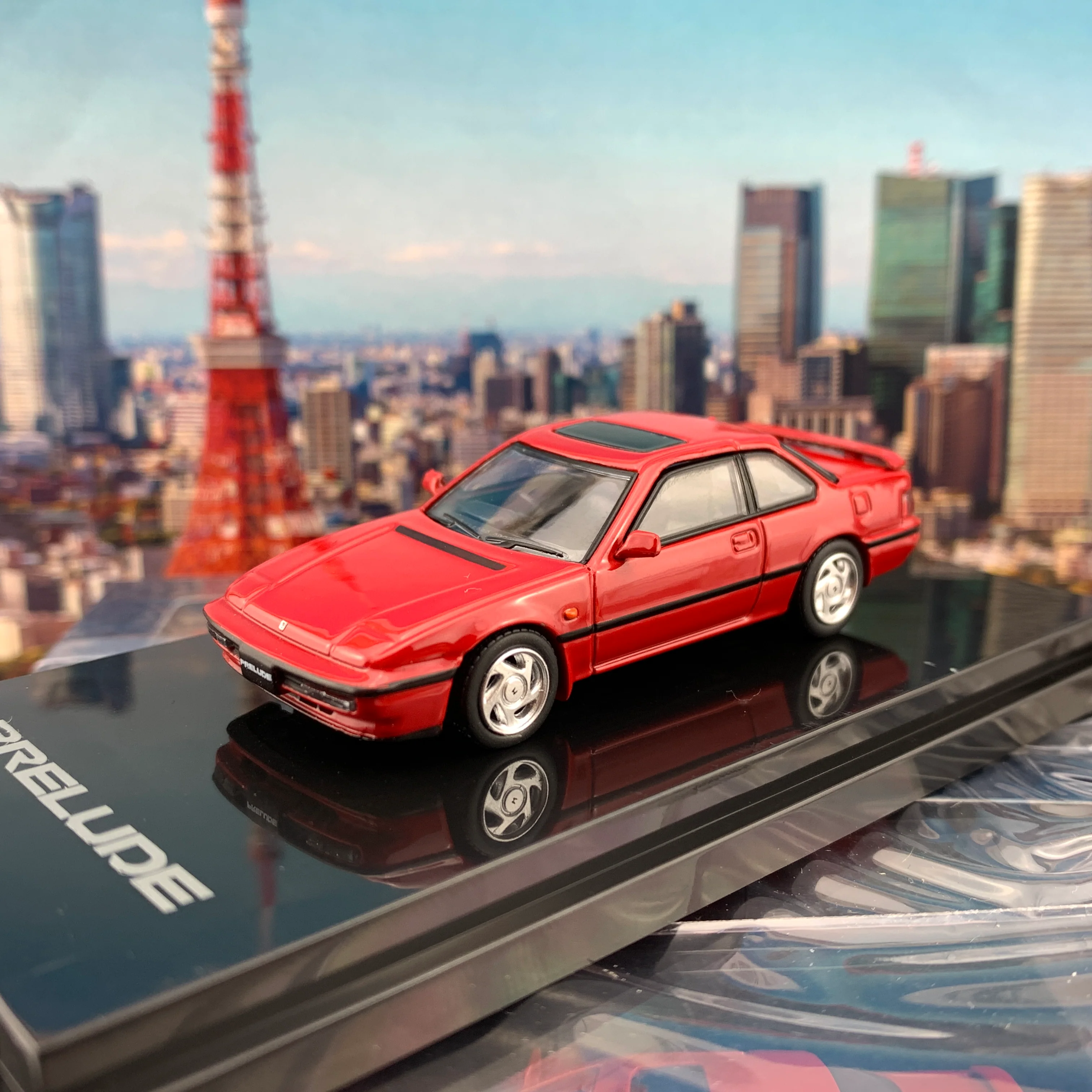 HOBBY JAPAN 1/64 Honda Prelude Si (BA5) 1989 Phenix Red HJ641002AR - Image 2