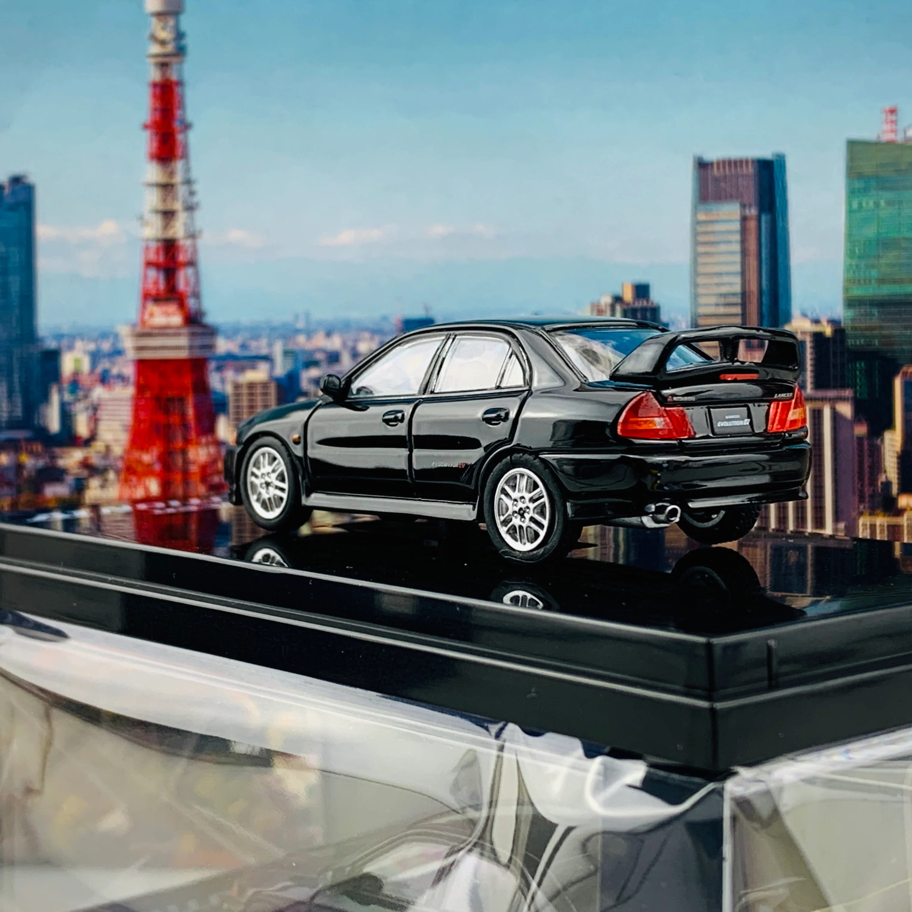 HOBBY JAPAN 1/64 Mitsubishi Lancer GSR Evolution IV CN9A Pyrenees Black HJ641011BK - Image 4