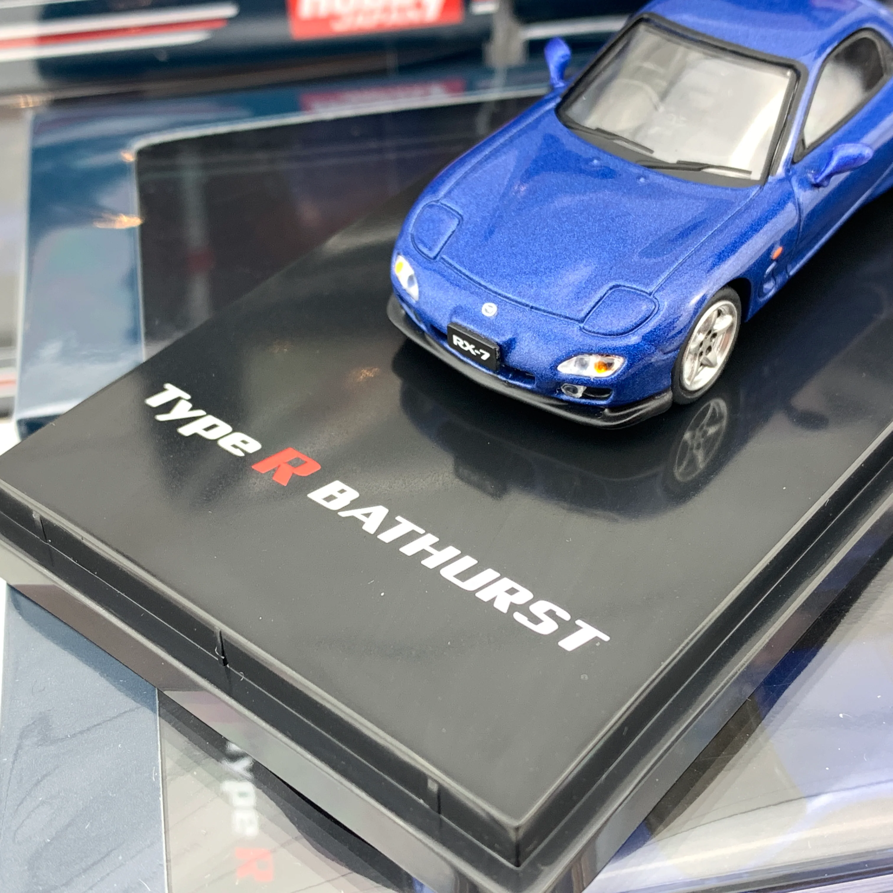 HOBBY JAPAN 1/64 Mazda RX7 FD3S Type R Bathurst Blue Mica HJ641007CBL - Image 3