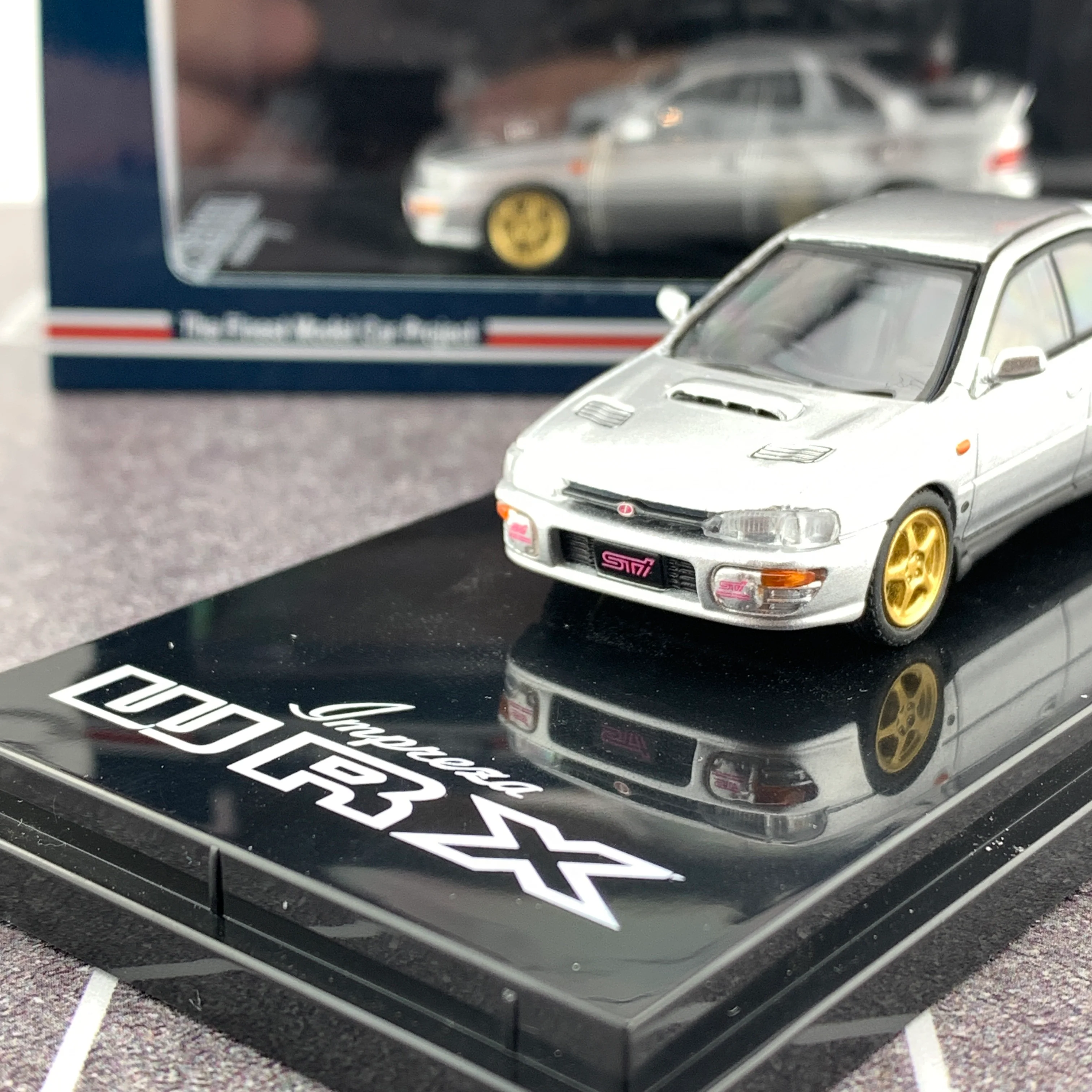 Hobby Japan 1/64 Subaru Impreza WRX GC8 STi Verion II Light Silver HJ641013SS - Image 3