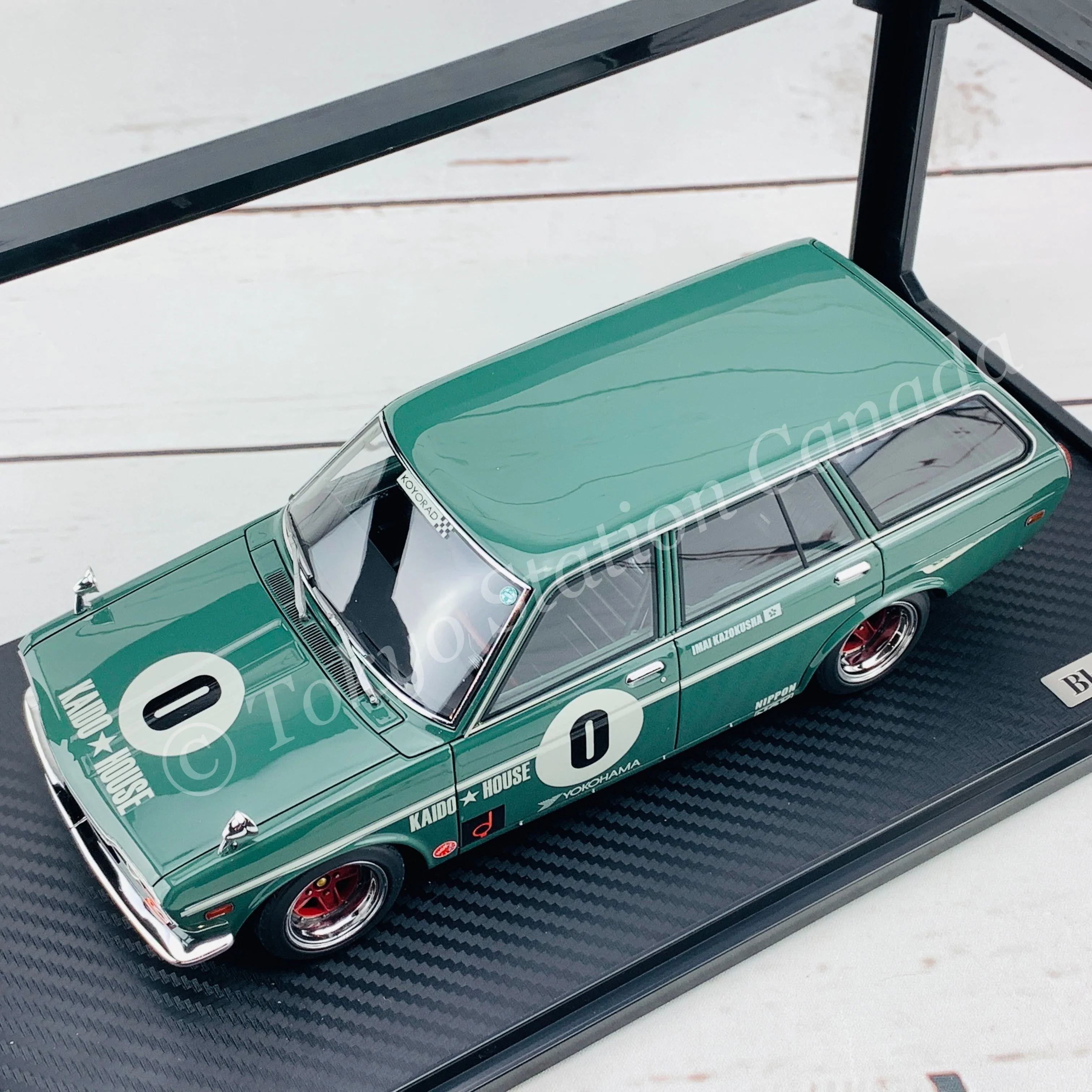 Ignition Model 1/18 Datsun Bluebird (510) Wagon Green IG2217 - Image 3