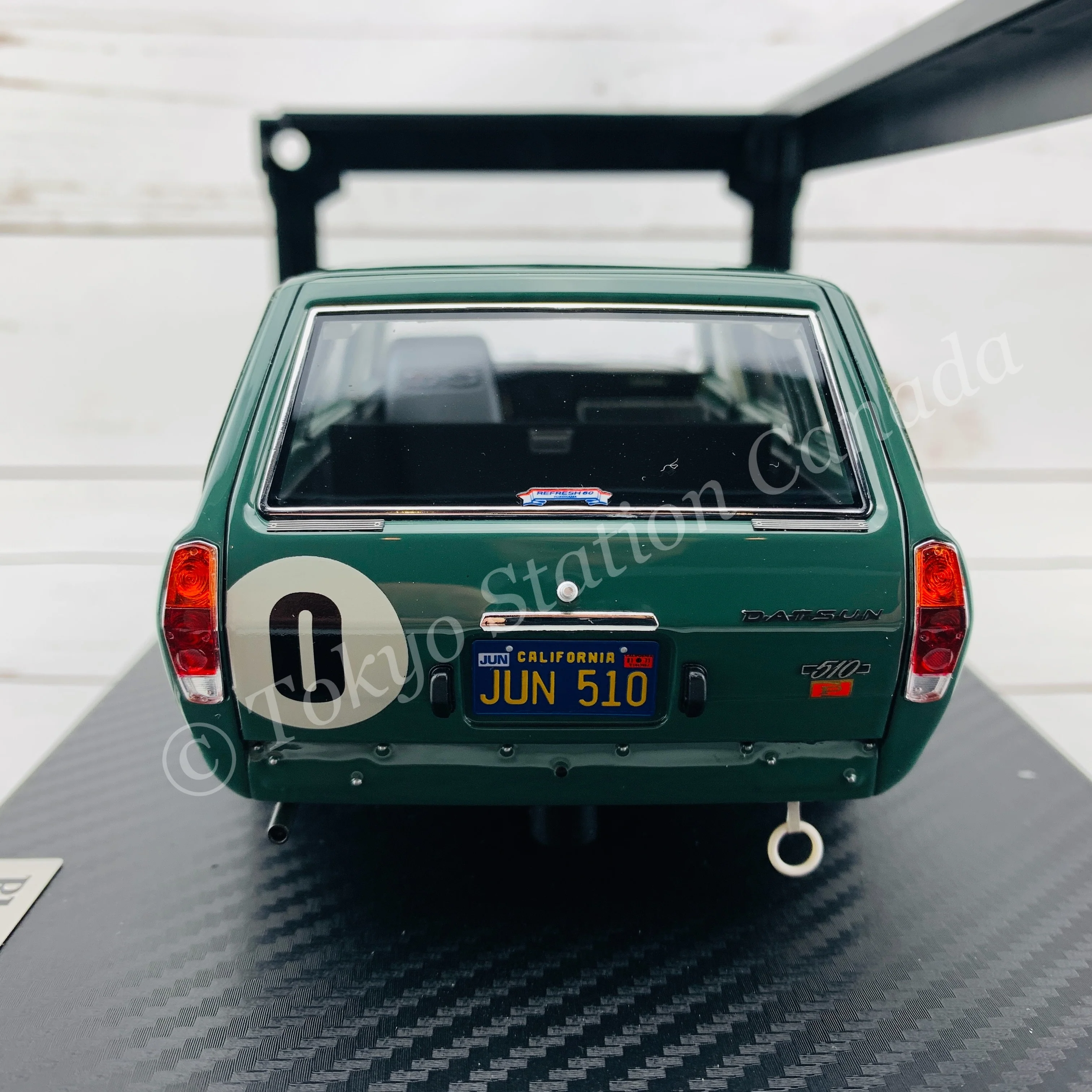 Ignition Model 1/18 Datsun Bluebird (510) Wagon Green IG2217 - Image 6