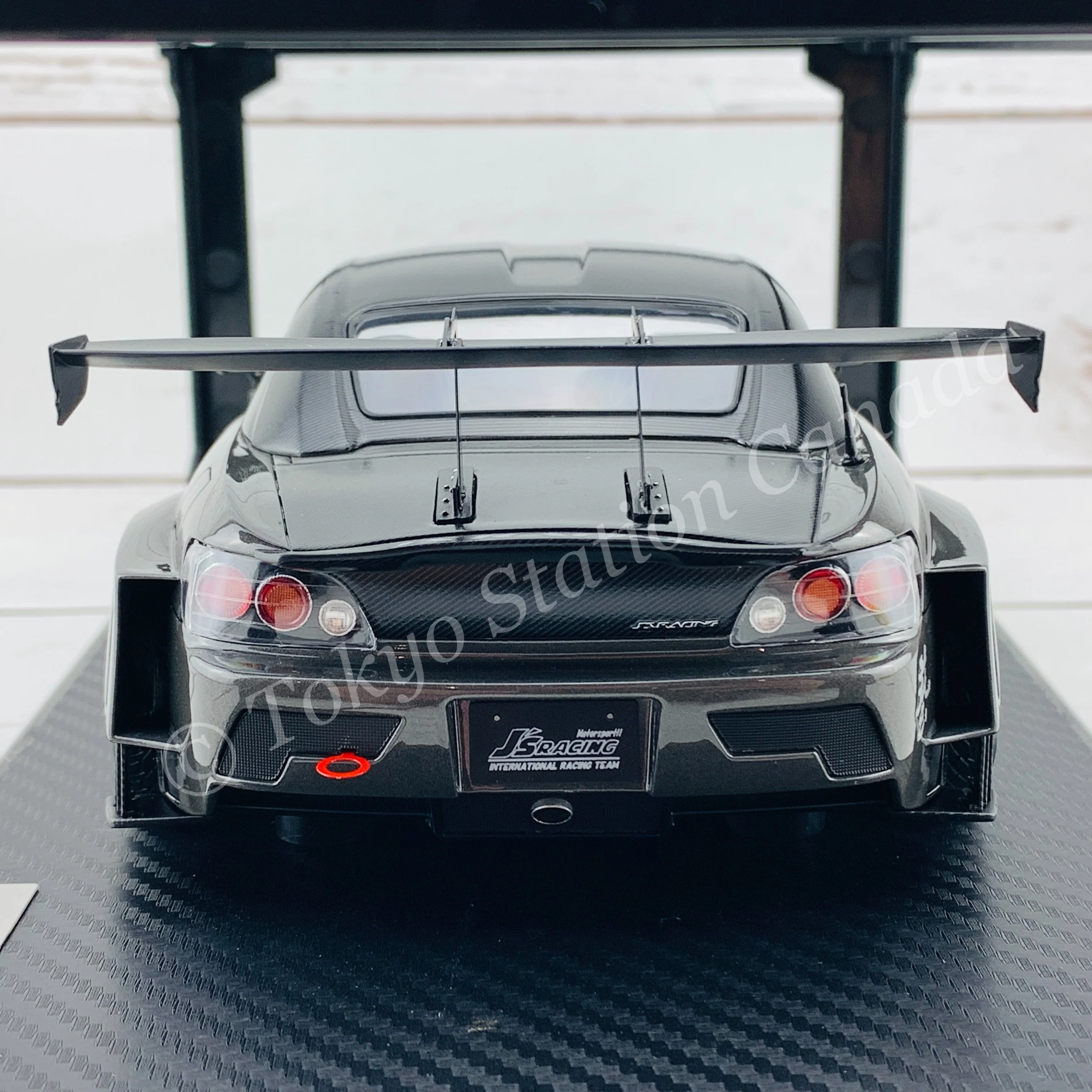 Ignition Model 1/18 J'S RACING S2000 (AP1) Gun Metallic IG2011 - Image 5