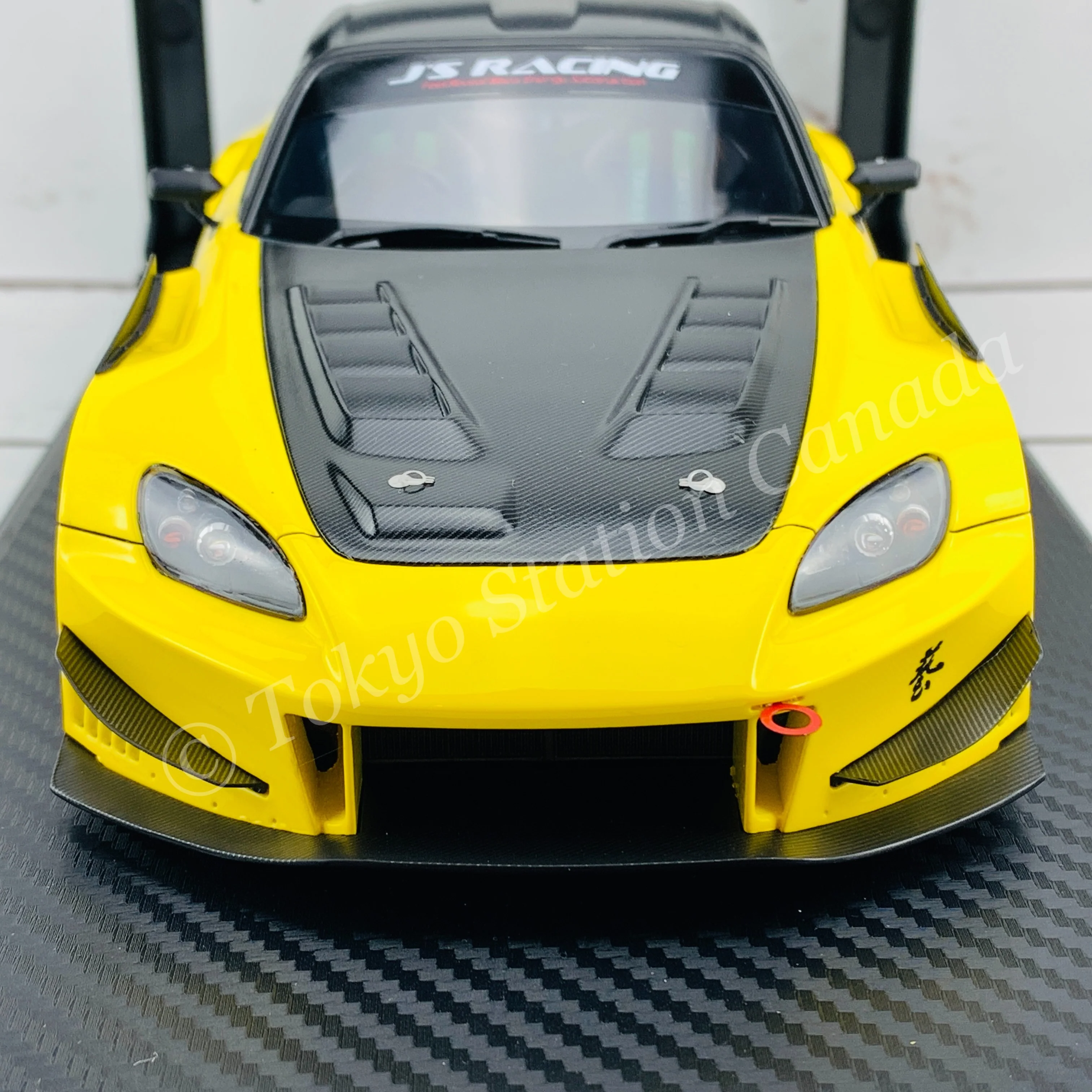 Ignition Model 1/18 J'S RACING S2000 (AP1) Yellow IG2014 - Image 4
