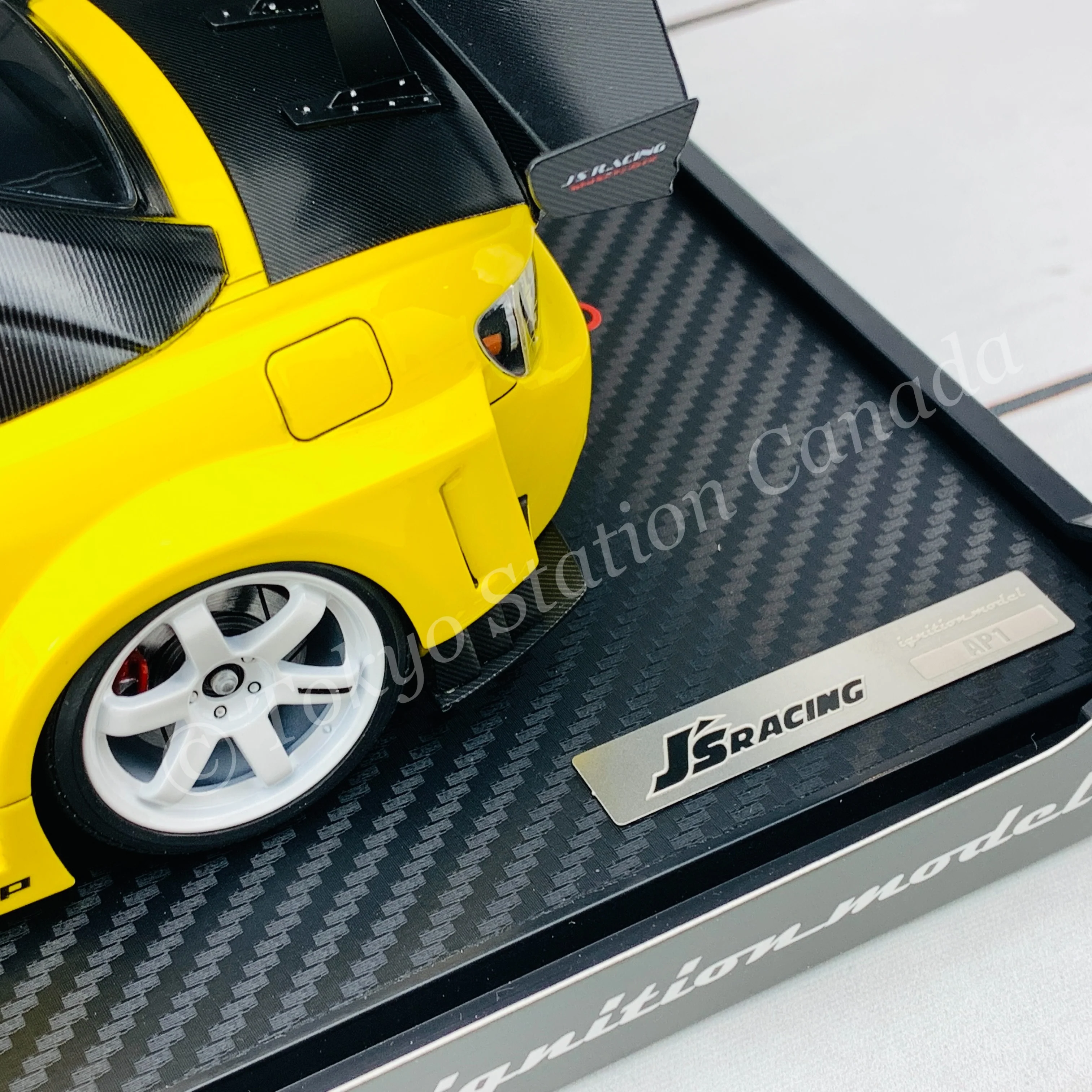 Ignition Model 1/18 J'S RACING S2000 (AP1) Yellow IG2014 - Image 6