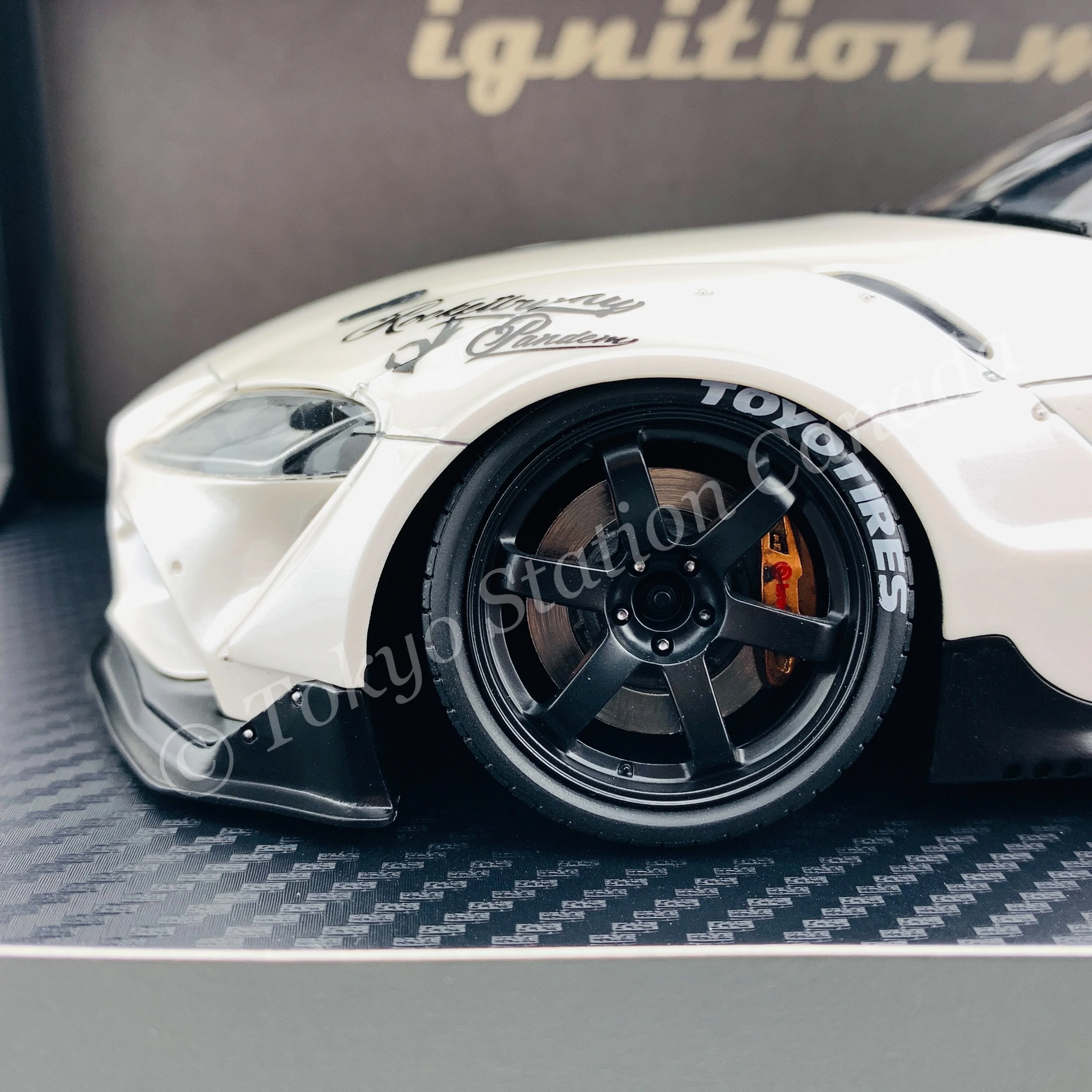 Ignition Model 1/18 PANDEM Supra (A90) Pearl White IG2036 - Image 4