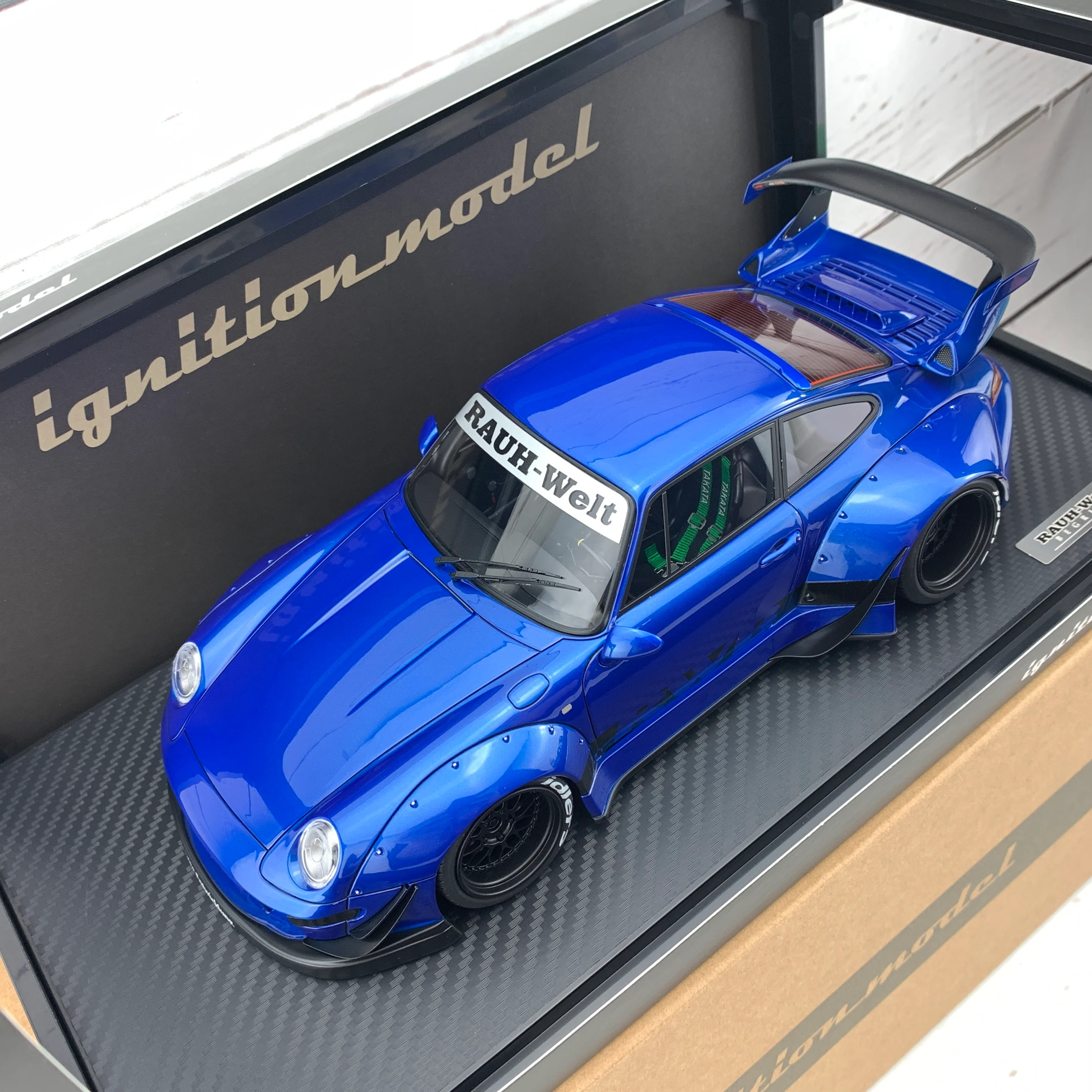 Ignition Model 1/18 RWB 993 Blue Metallic IG1955 - Image 3