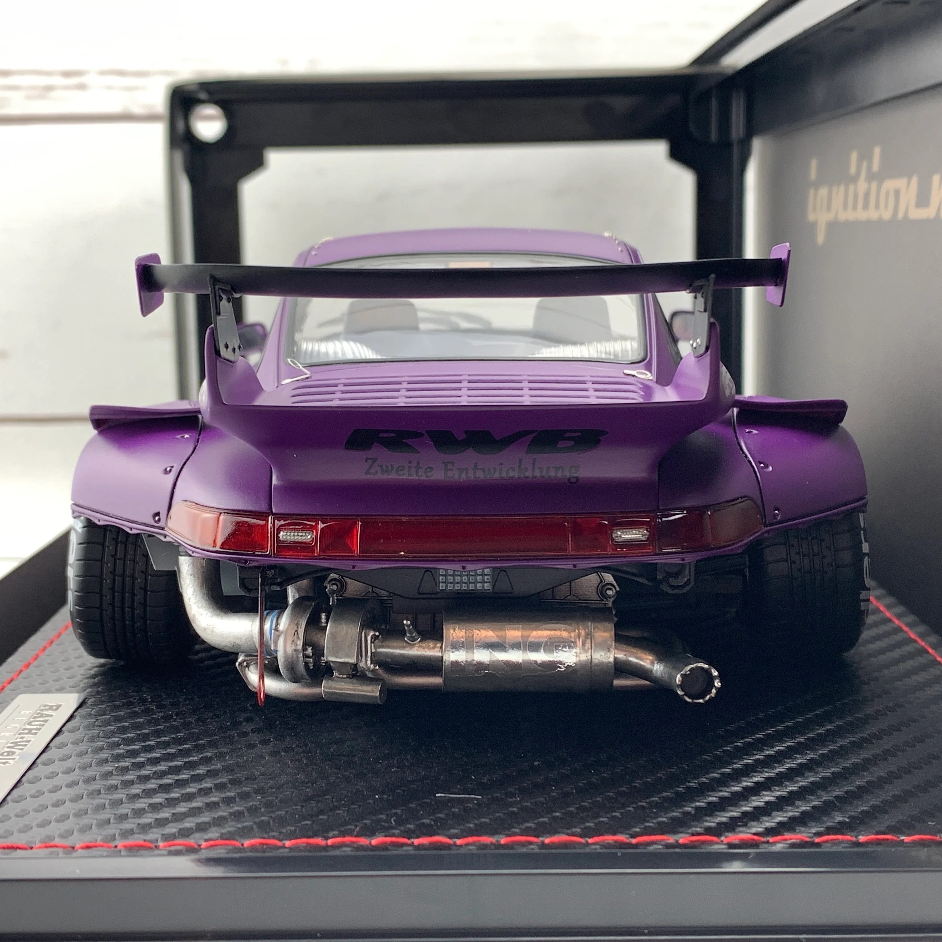 Ignition Model 1/18 RWB 993 Matt Purple IG1958 - Image 4
