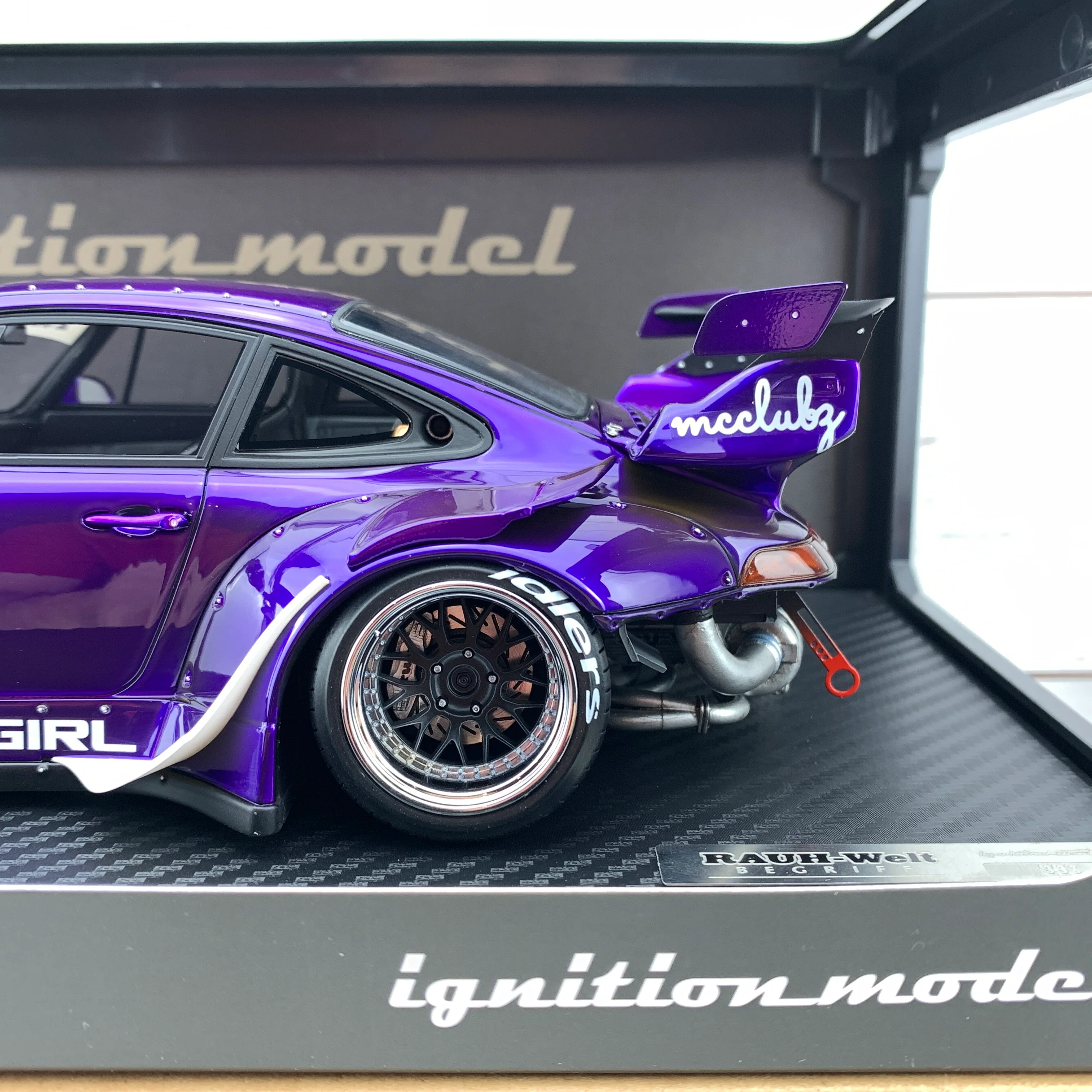 Ignition Model 1/18 RWB 993 Purple Metallic IG1962 - Image 5