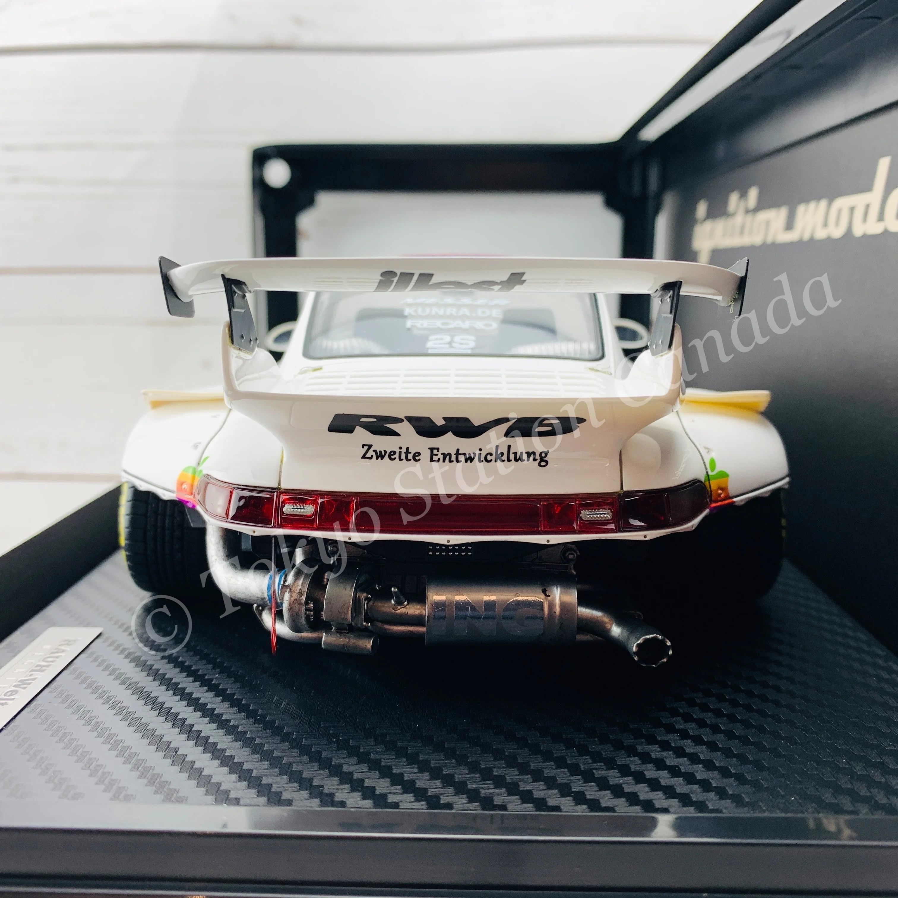 Ignition Model 1/18 RWB 993 WHITE IG1959 - Image 7