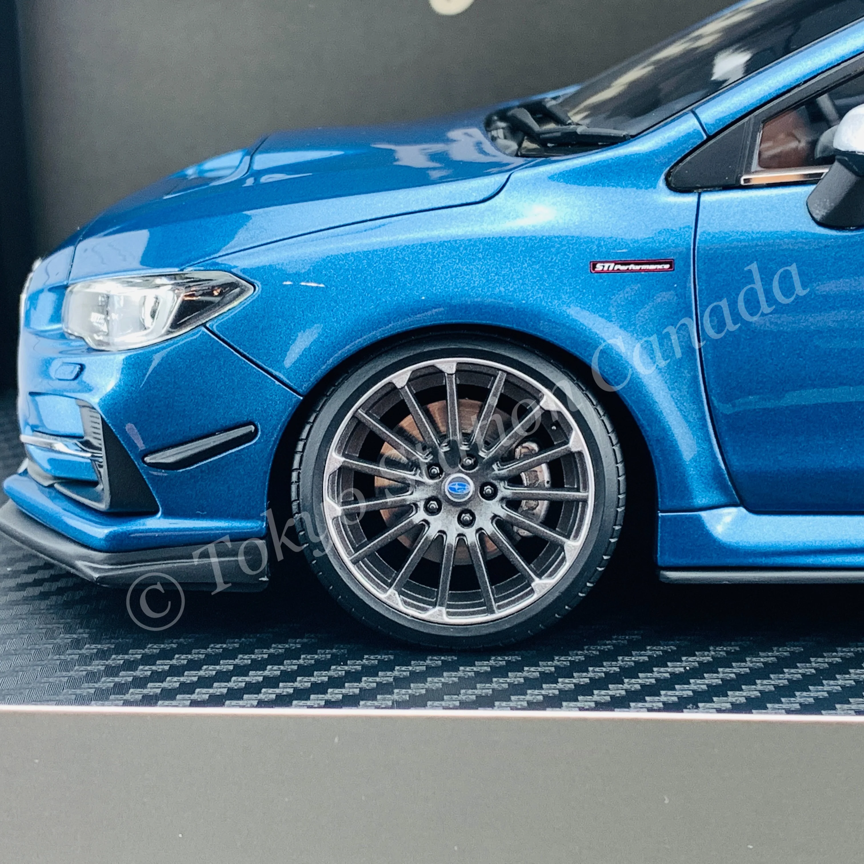 Ignition Model 1/18 Subaru Levorg (VMG) 2.0 STi Sport Storm Gray Metallic IG1662 - Image 4
