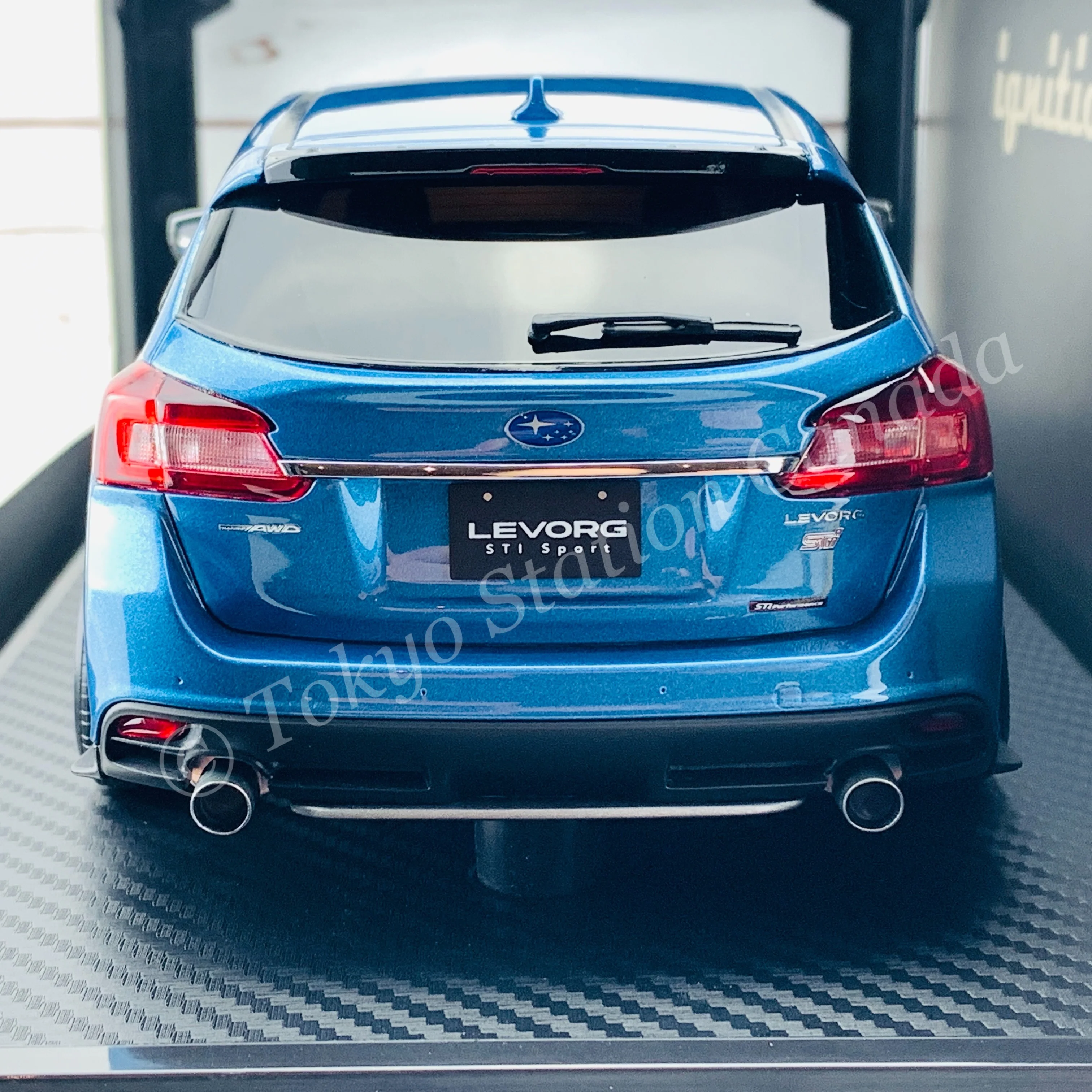 Ignition Model 1/18 Subaru Levorg (VMG) 2.0 STi Sport Storm Gray Metallic IG1662 - Image 6