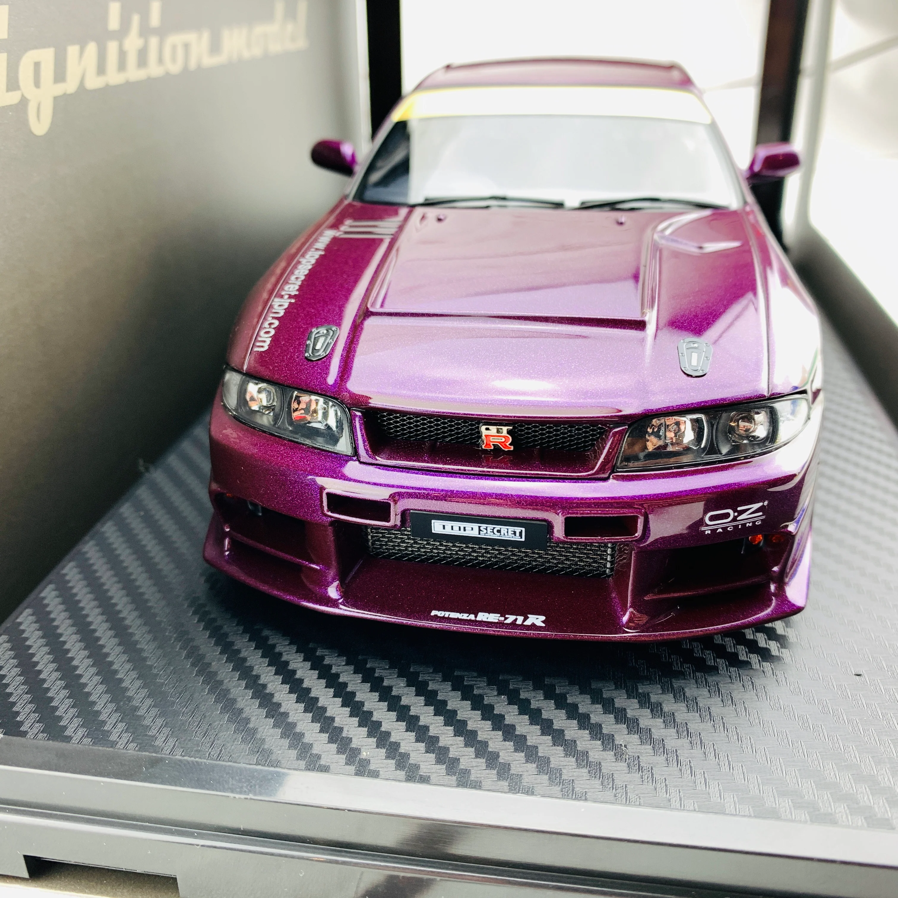 Ignition Model 1/18 TOP SECRET GTR (BCNR33) Midnight Purple IG1927 - Image 4