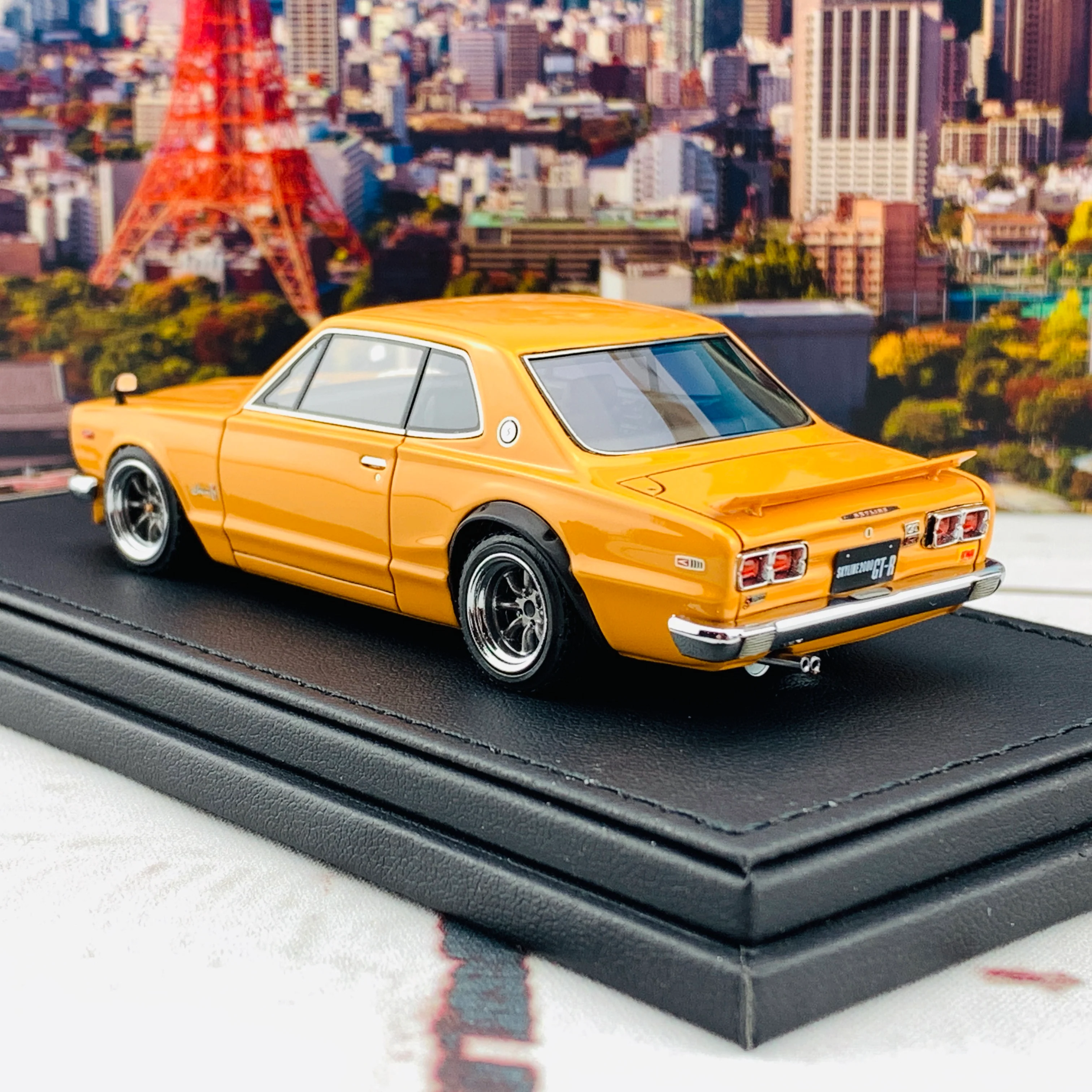 Ignition Model 1/43 Nissan Skyline 2000 GTR (KPGC10) Brown IG1931 - Image 5