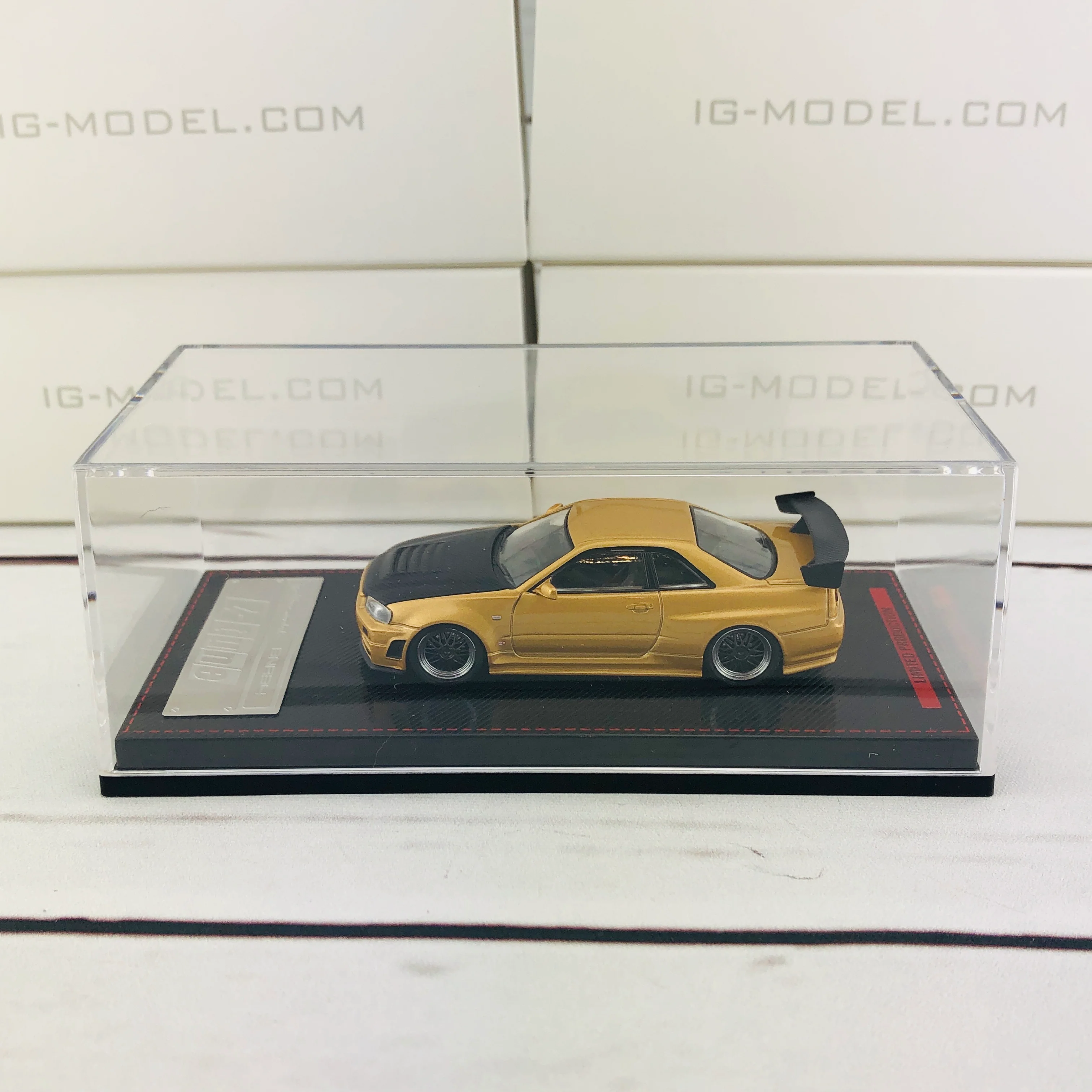 Ignition Model 1/64 Nismo R34 GTR Z-tune Gold 1875 - Image 10