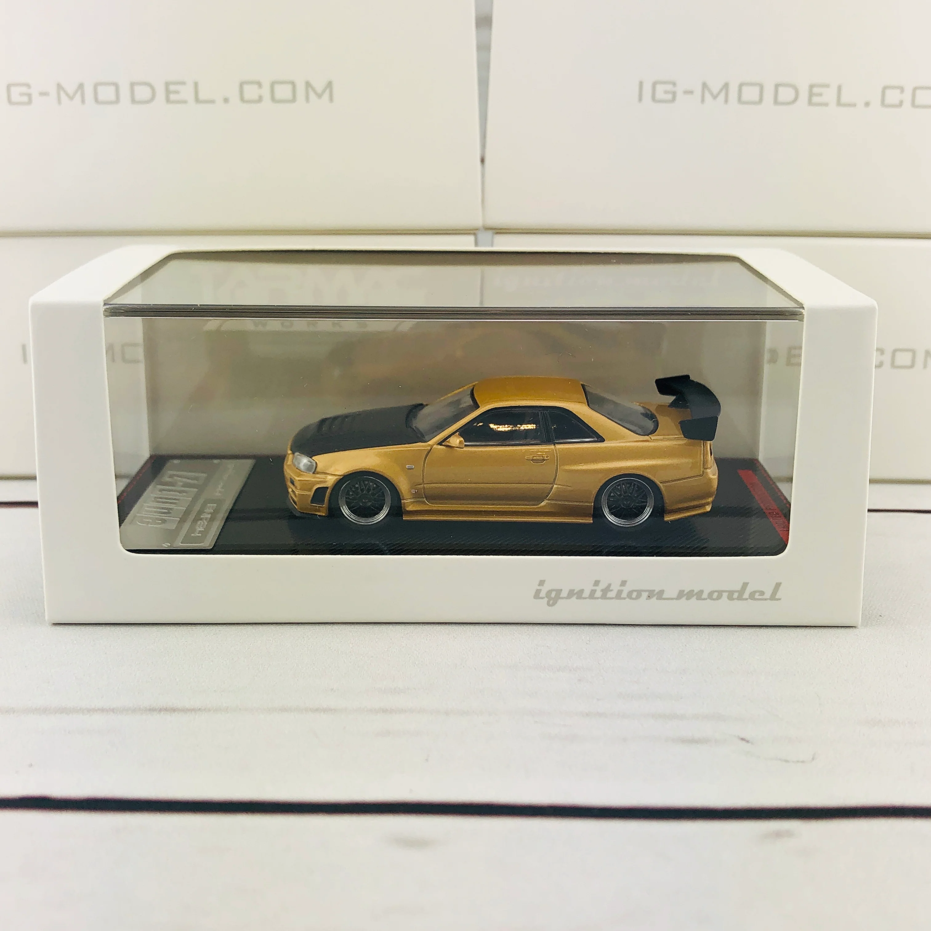 Ignition Model 1/64 Nismo R34 GTR Z-tune Gold 1875 - Image 11
