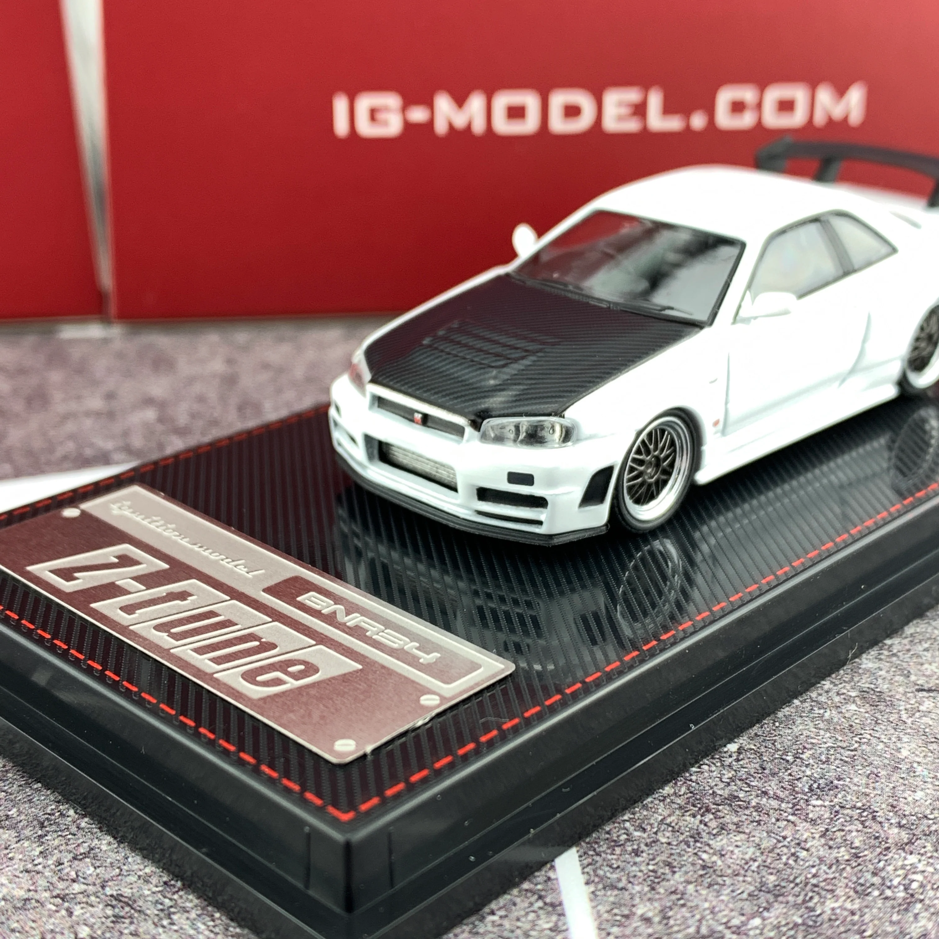 Ignition Model 1/64 Nismo R34 GTR Z-tune White IG1868 - Image 3