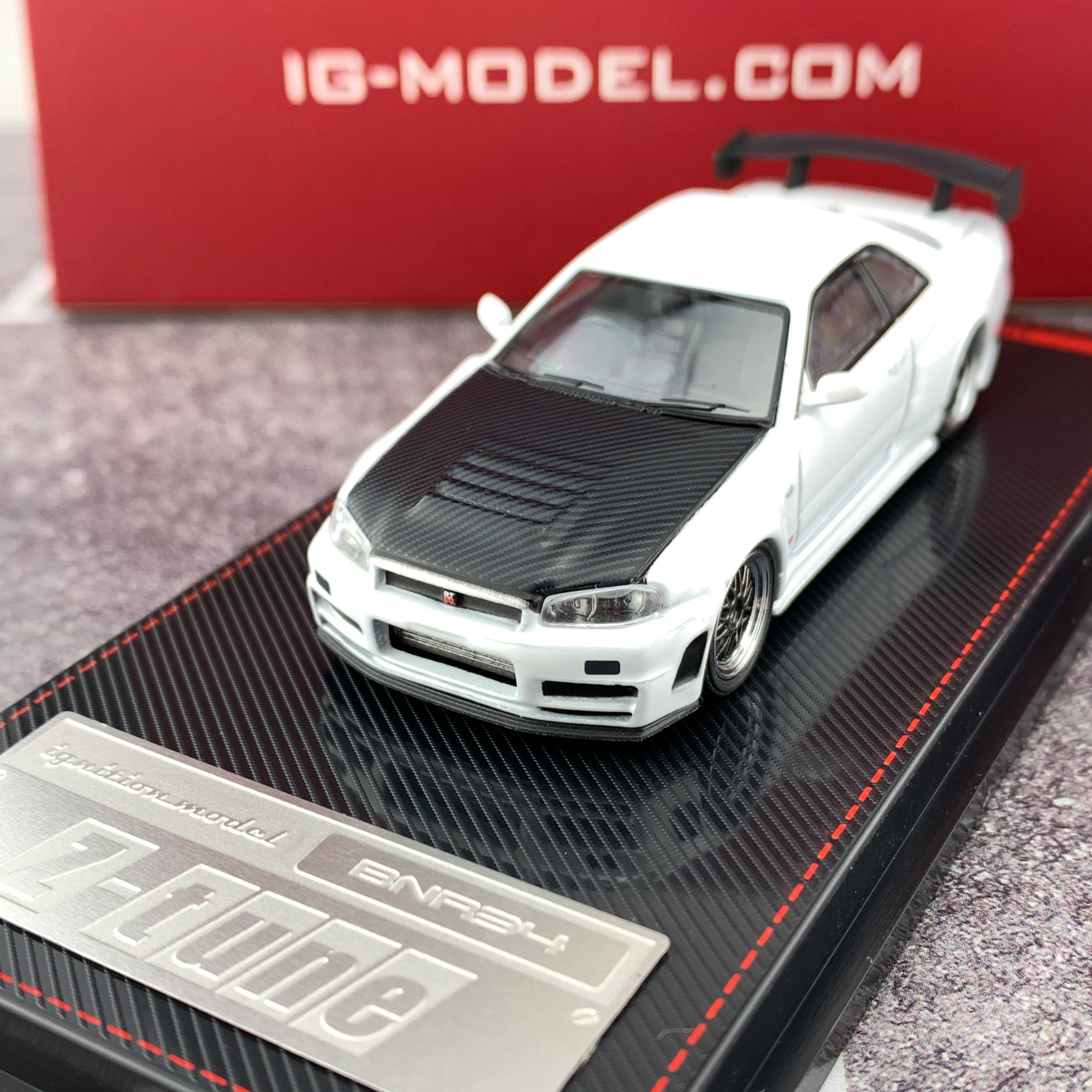 Ignition Model 1/64 Nismo R34 GTR Z-tune White IG1868 - Image 7