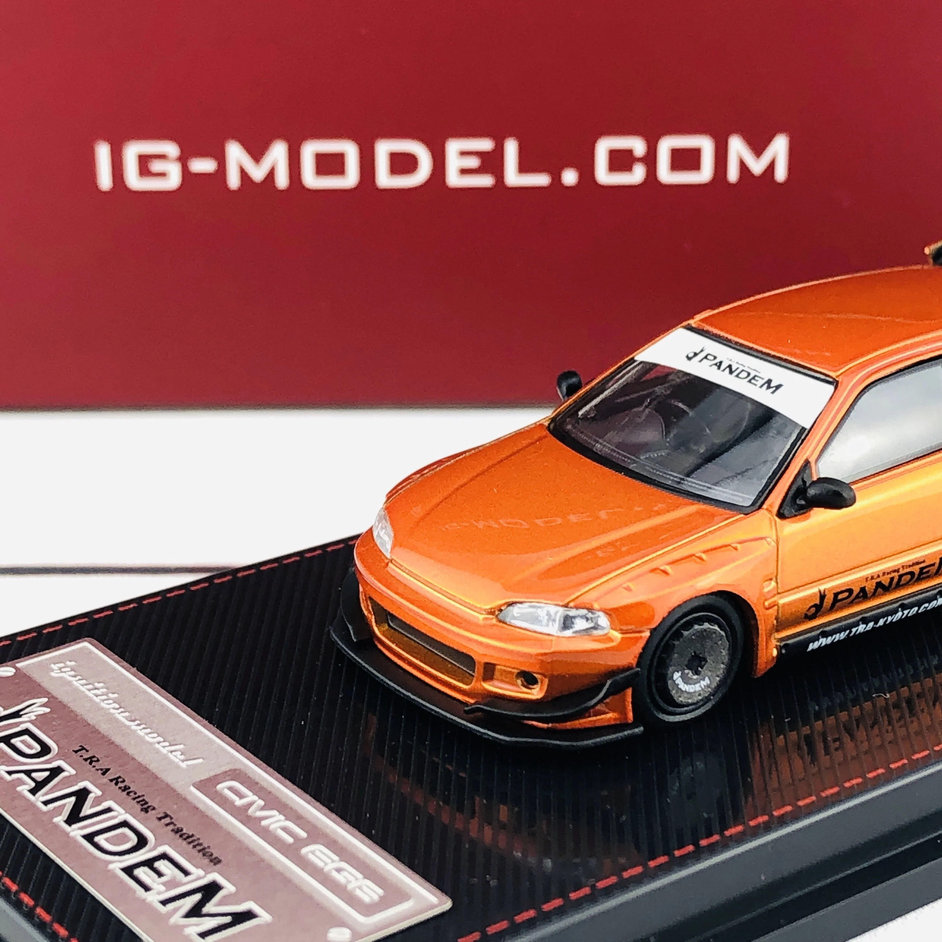Ignition Model 1/64 Pandem Civic (EG6) Orange Metallic 1702 - Image 3