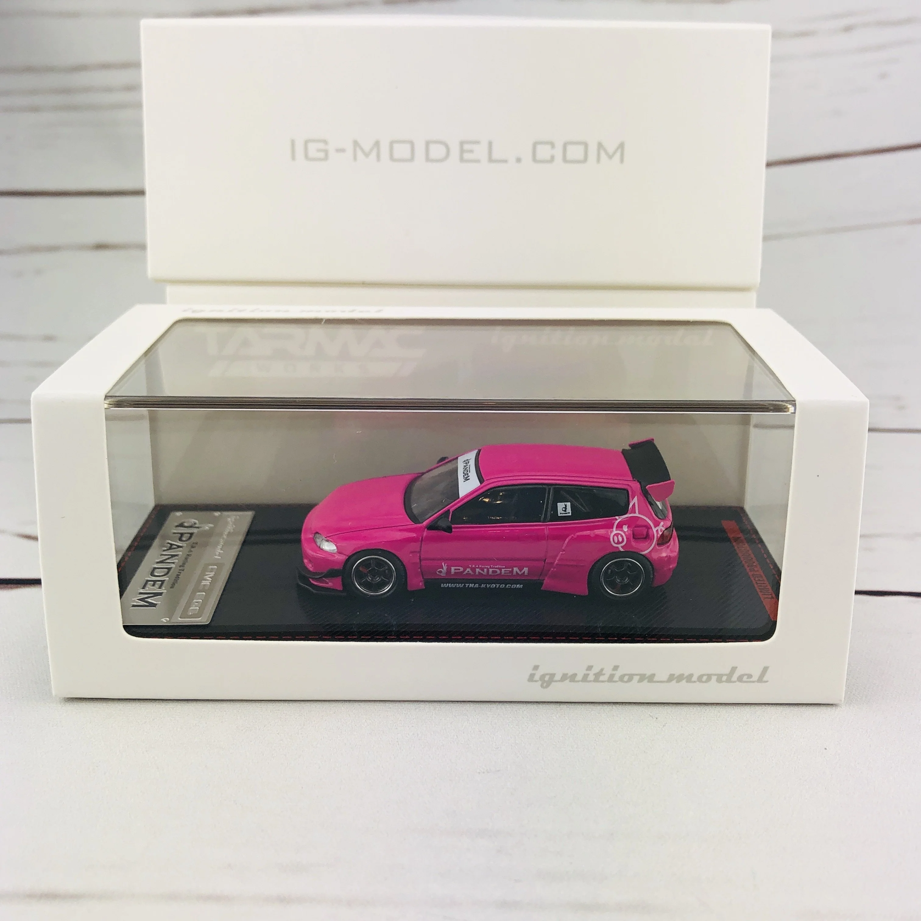 Ignition Model 1/64 Pandem Civic (EG6) Pink 1839 - Image 8