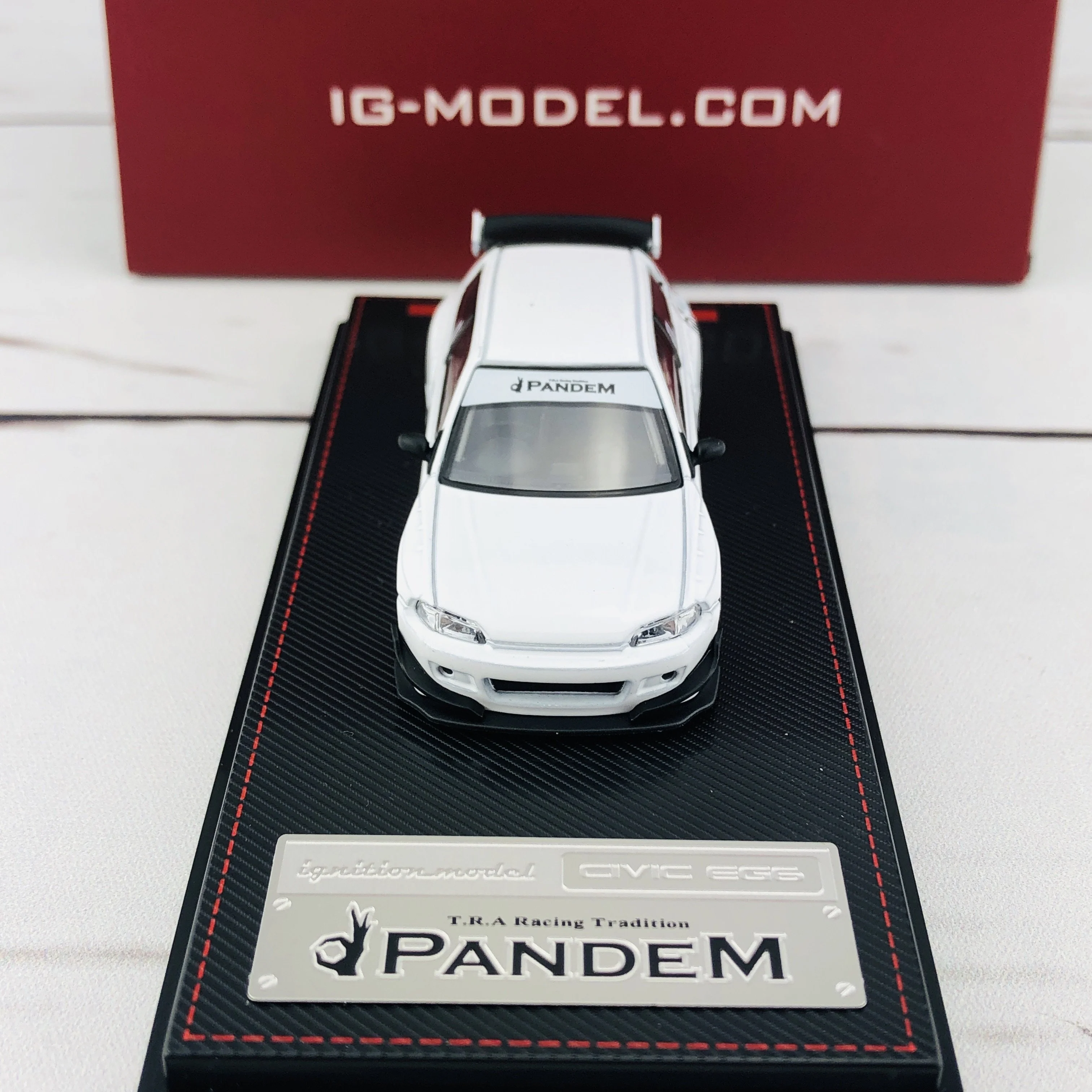 Ignition Model 1/64 Pandem Civic (EG6) White 1415 - Image 7