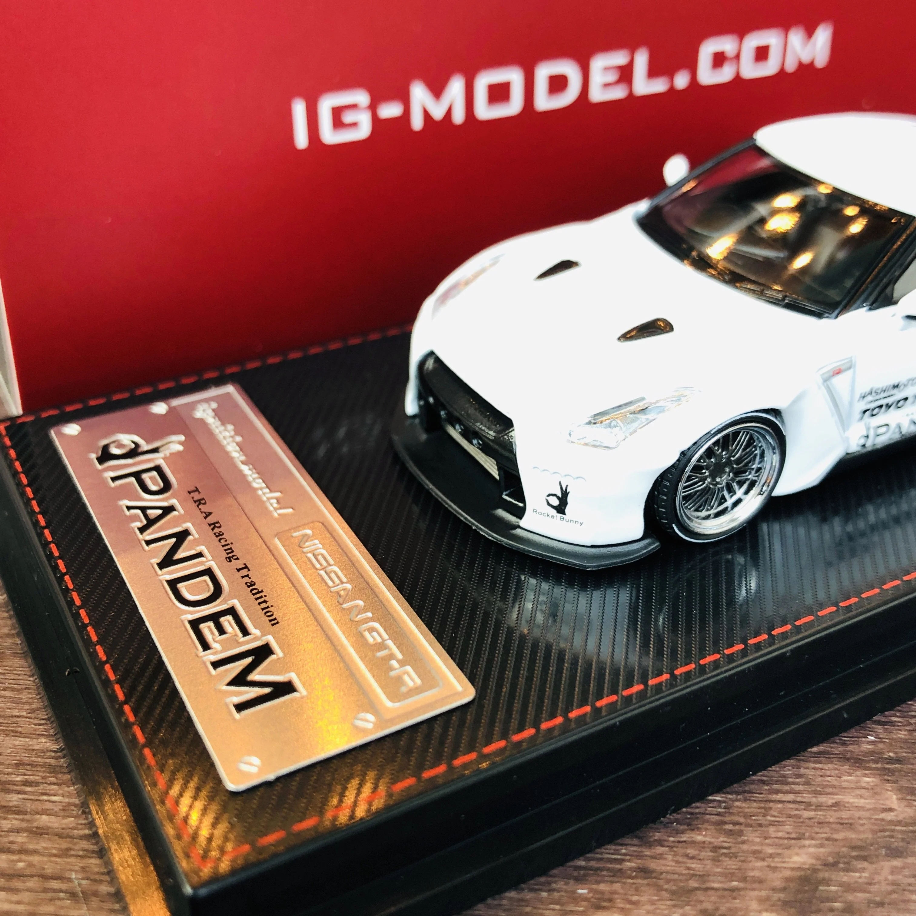 Ignition Model 1/64 Pandem R35 GTR White 1745 - Image 3