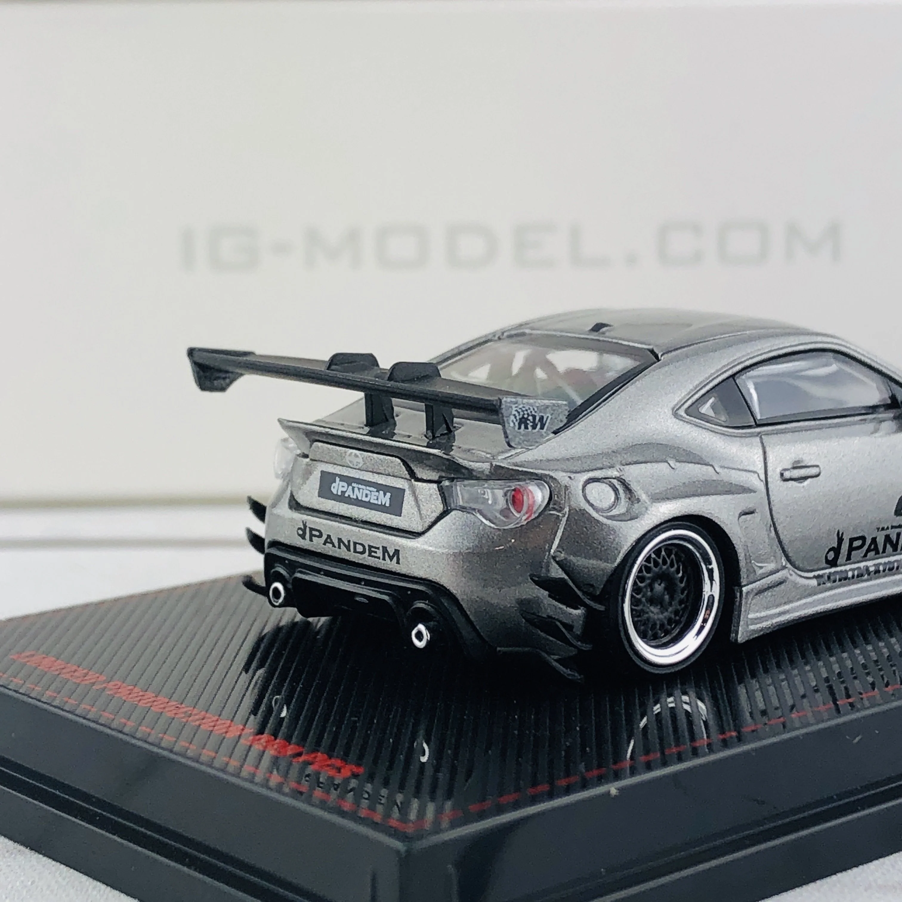 Ignition Model 1/64 Pandem Toyota 86 V3 Gray Metallic 1406 - Image 5