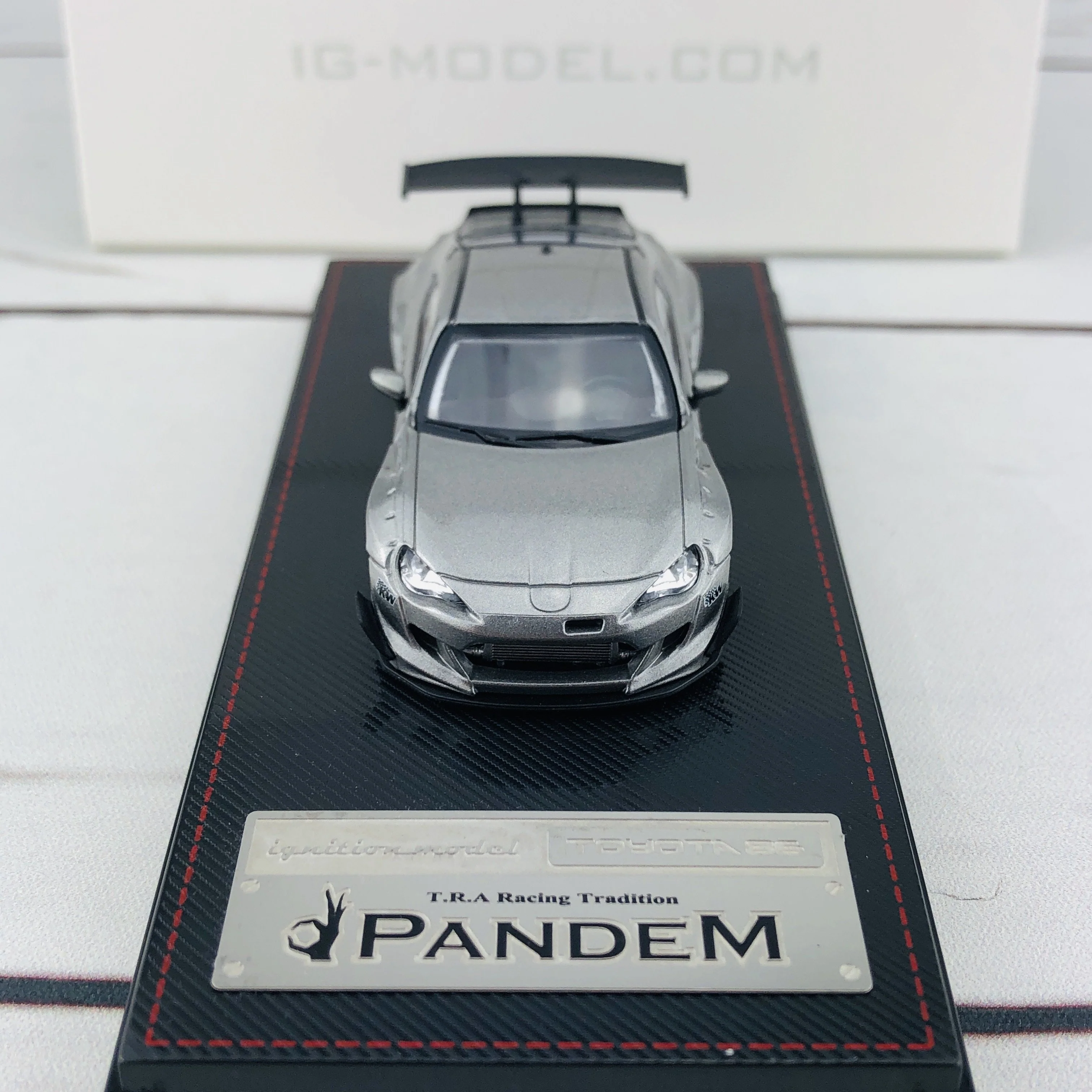Ignition Model 1/64 Pandem Toyota 86 V3 Gray Metallic 1406 - Image 7