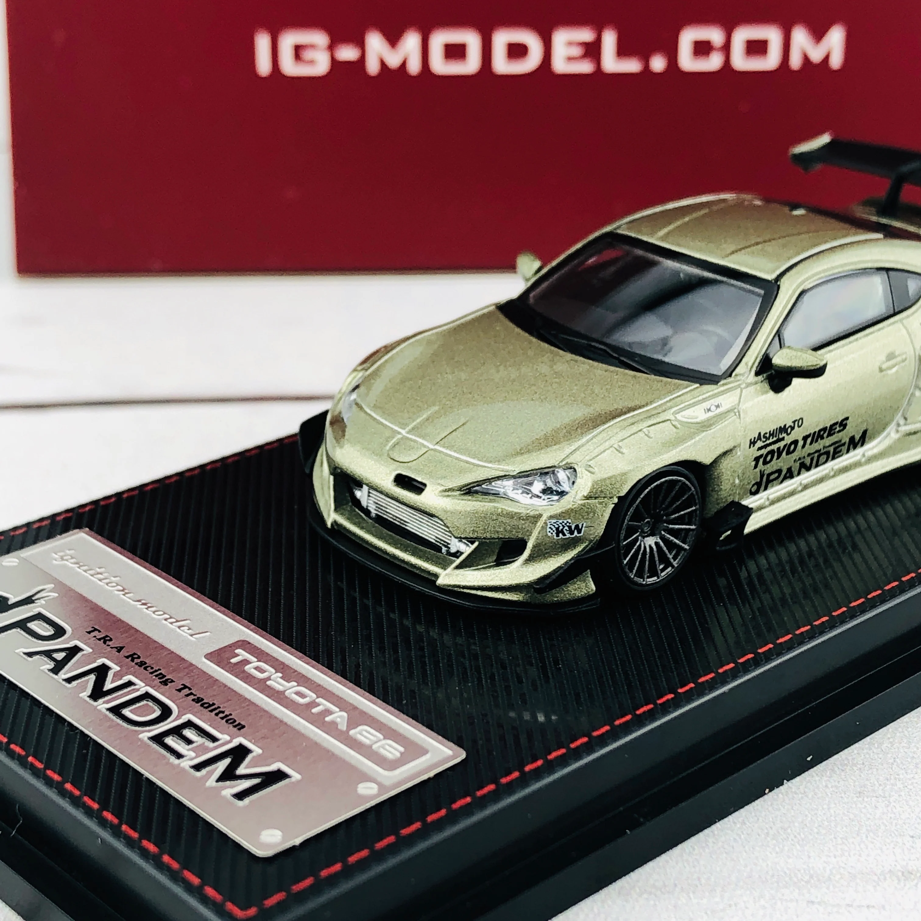 Ignition Model 1/64 Pandem Toyota 86 V3 Green Metallic 1754 - Image 3