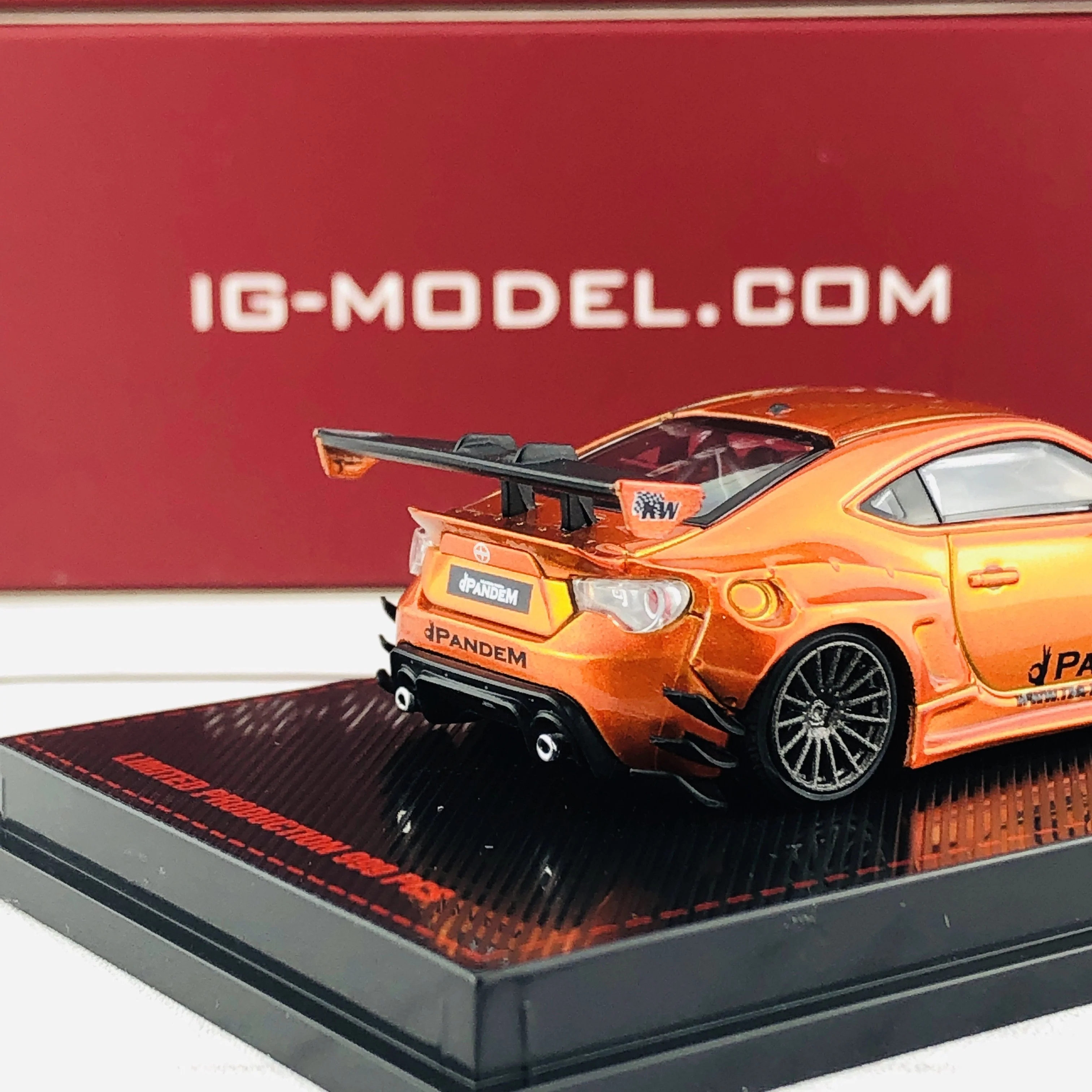 Ignition Model 1/64 Pandem Toyota 86 V3 Orange Metallic 1404 - Image 5