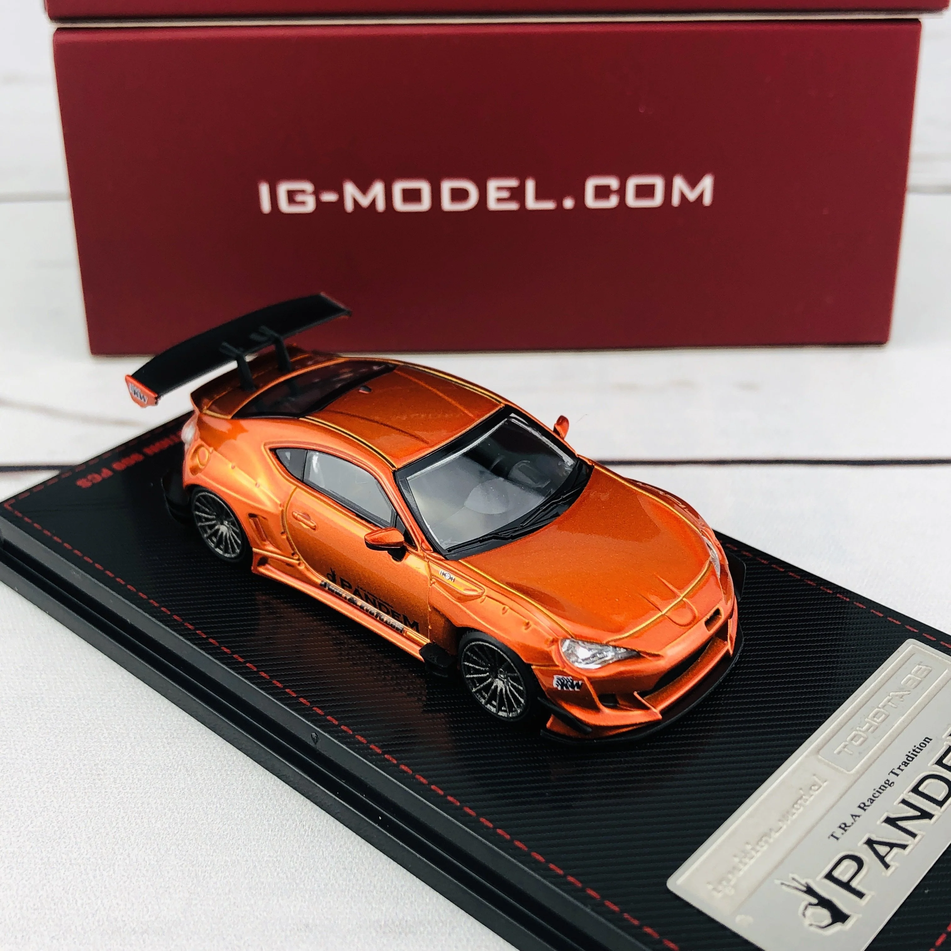 Ignition Model 1/64 Pandem Toyota 86 V3 Orange Metallic 1404 - Image 6