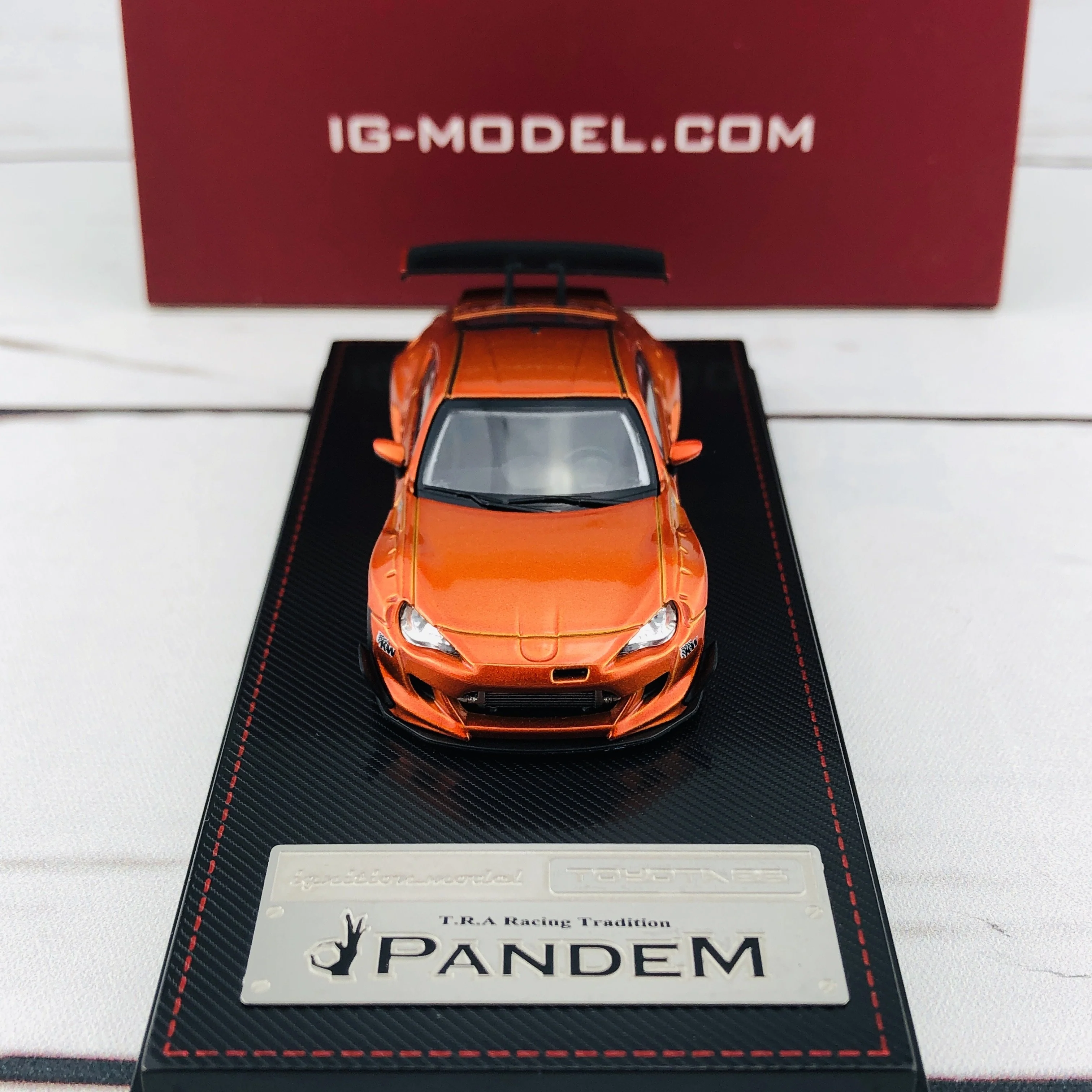 Ignition Model 1/64 Pandem Toyota 86 V3 Orange Metallic 1404 - Image 7