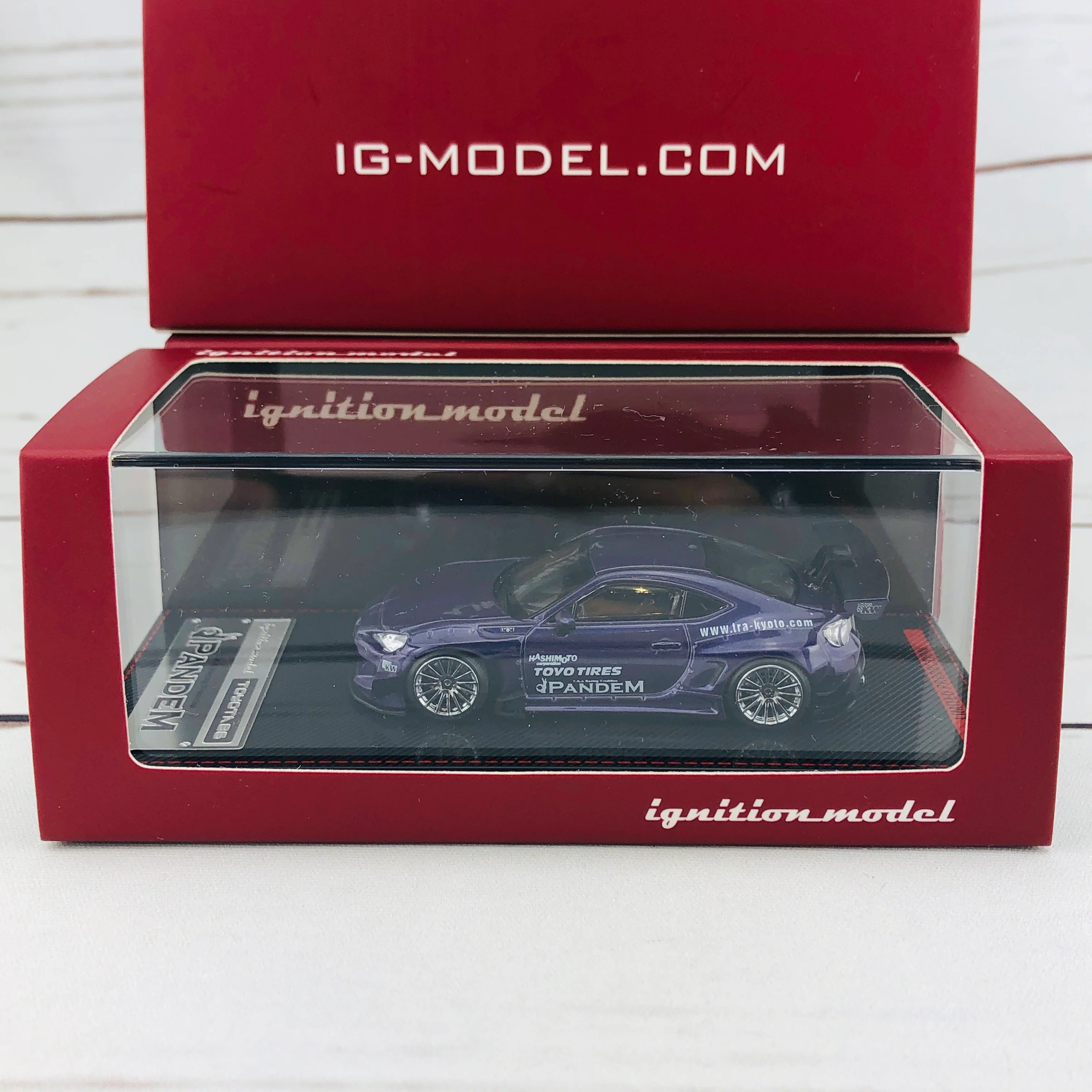 Ignition Model 1/64 Pandem Toyota 86 V3 Purple Metallic 1755 - Image 8