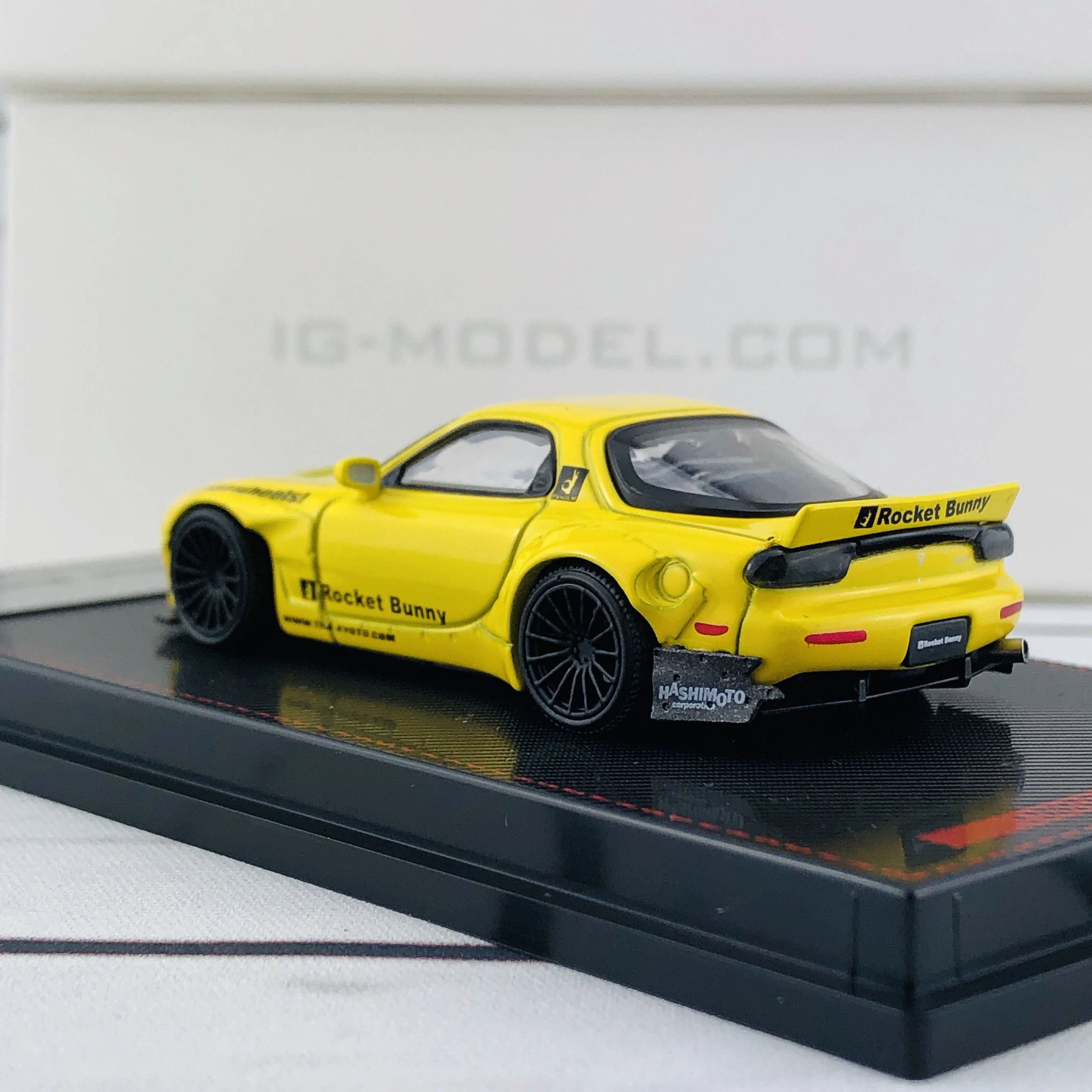 Ignition Model 1/64 Rocket Bunny RX7 (FD35) Yellow 1410 - Image 4