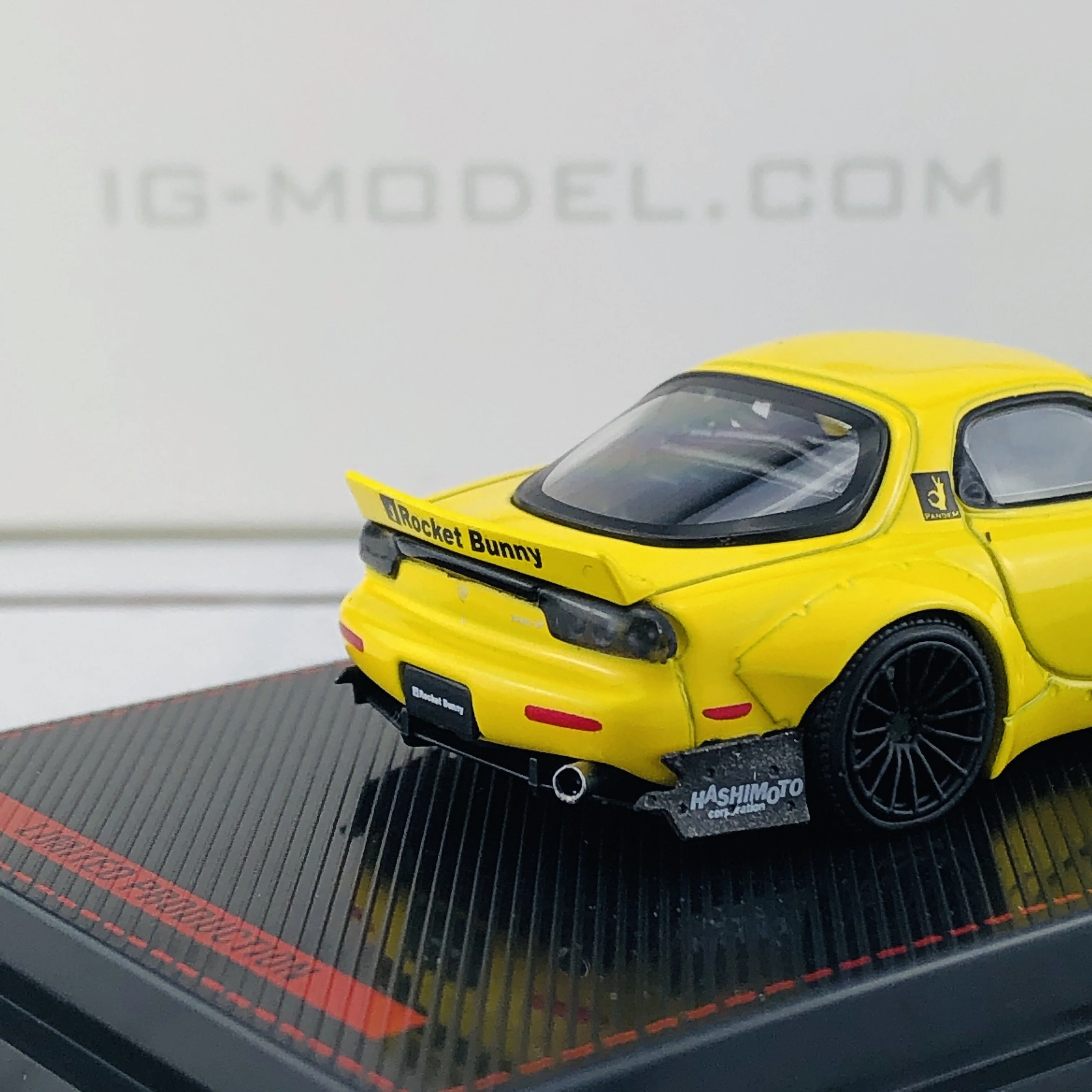 Ignition Model 1/64 Rocket Bunny RX7 (FD35) Yellow 1410 - Image 5