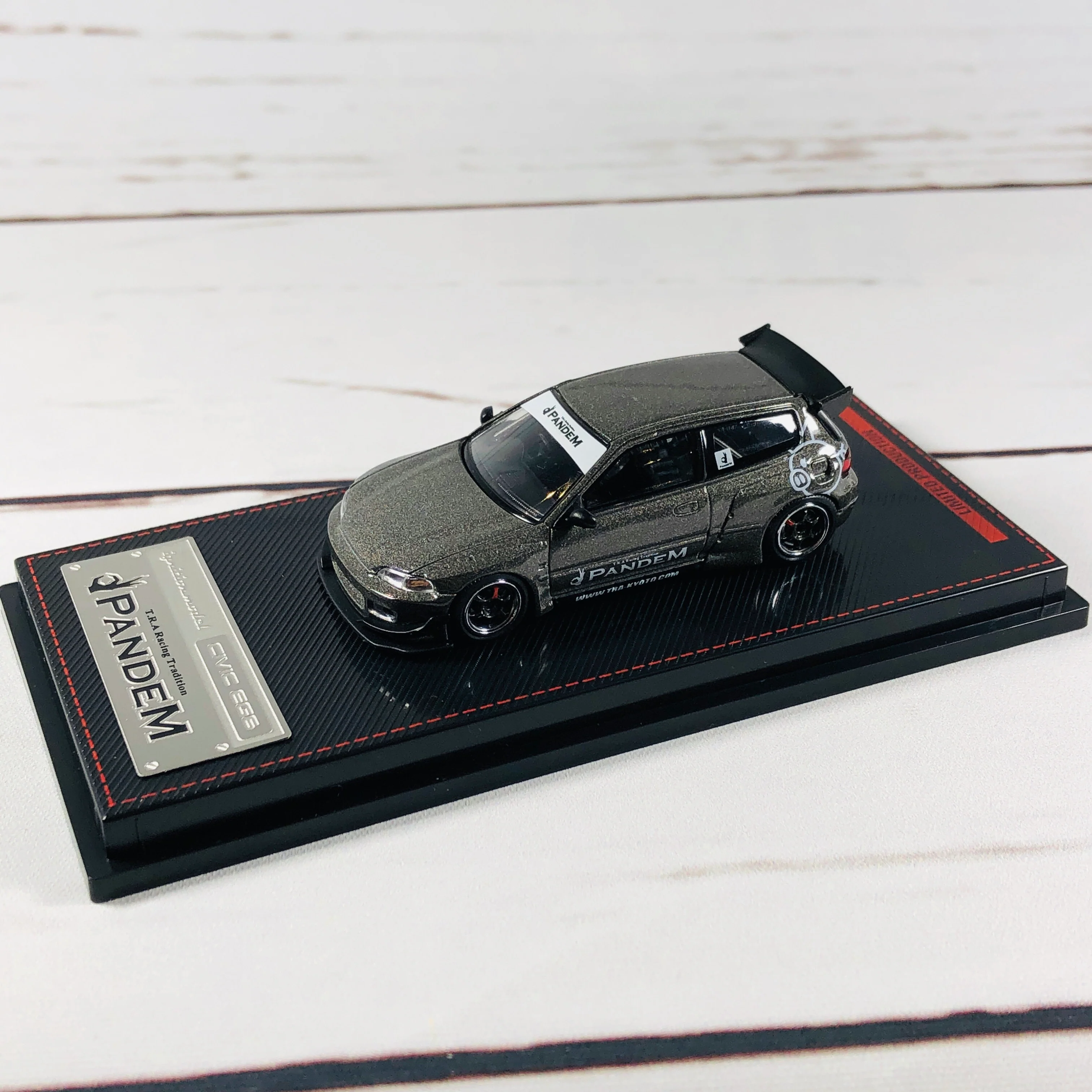 Ignition model 1/64 PANDEM CIVIC (EG6) Gun Metallic - Image 4