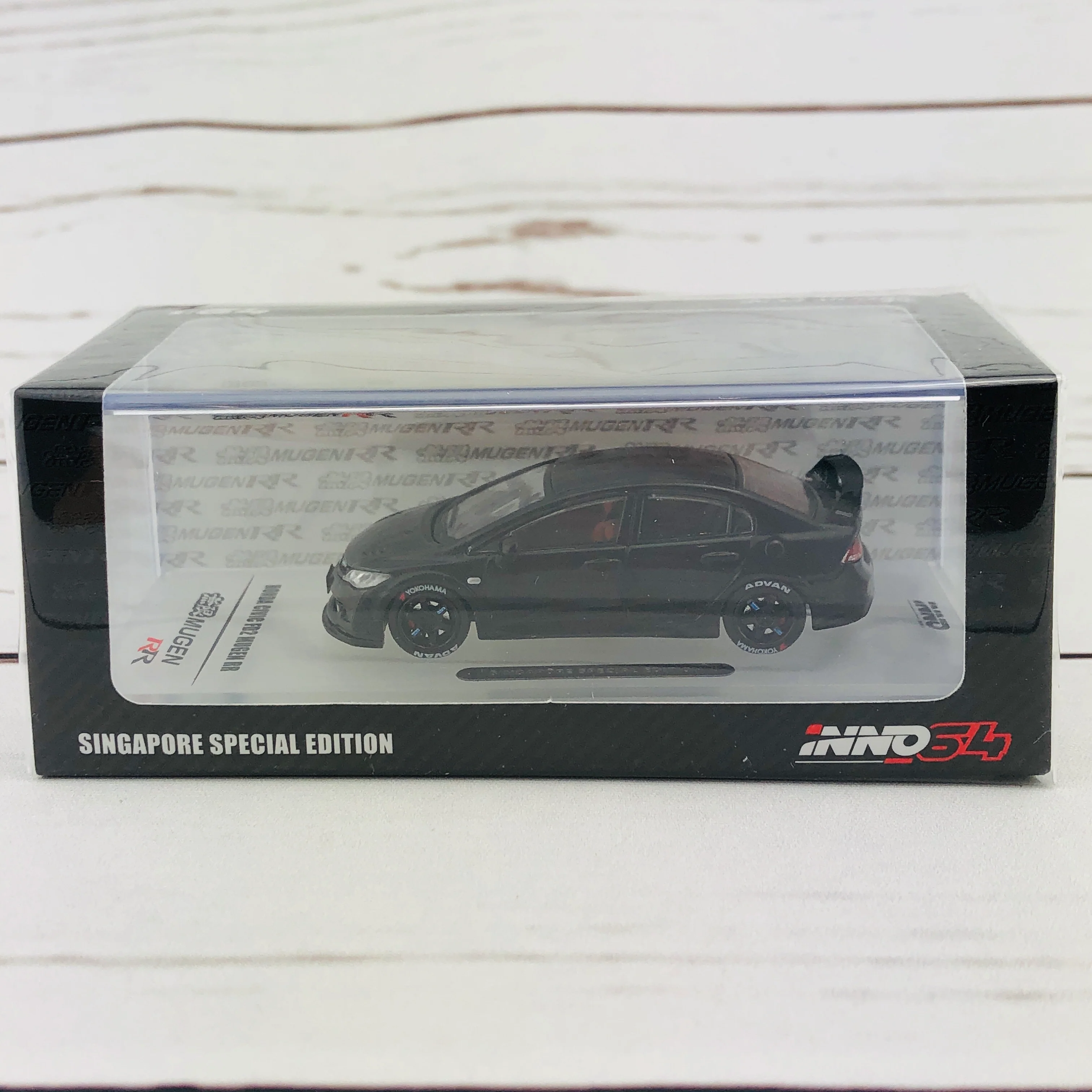 INNO64 1/64 HONDA CIVIC FD2 Mugen RR (Singapore Special Edition) IN64-FD2R-BLSG  **Limited Qty** - Image 10