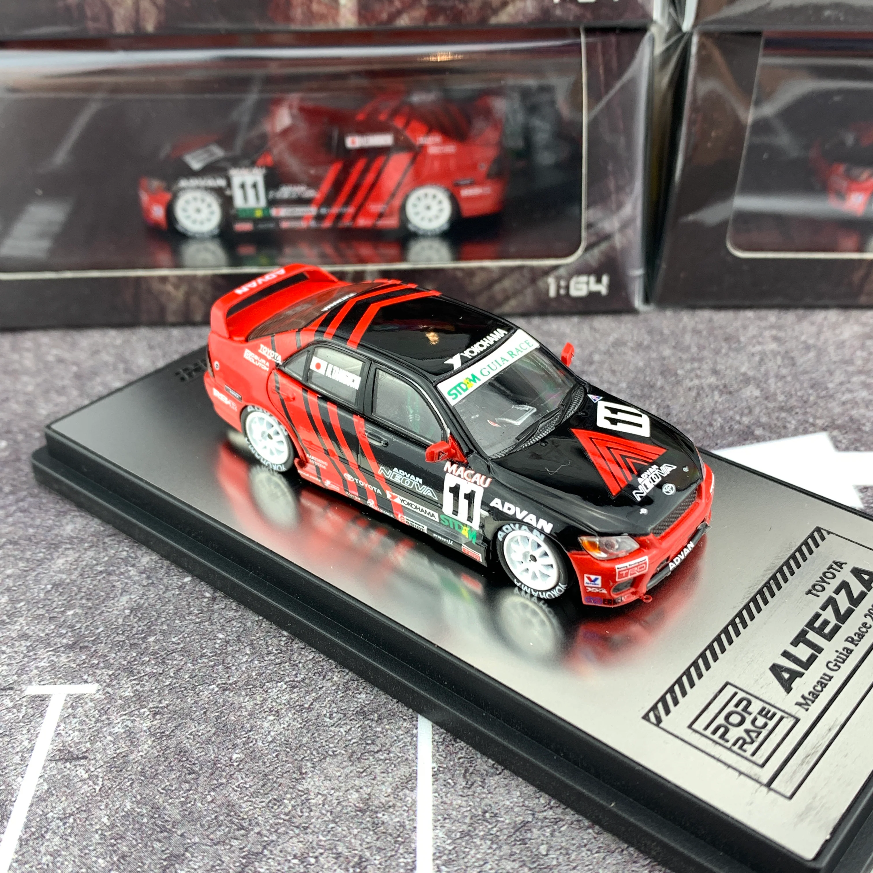 INNO x POPRACE Toyota Altezza Macau Guia Race 2001 #11 PR64-ALT-01M11 - Image 6