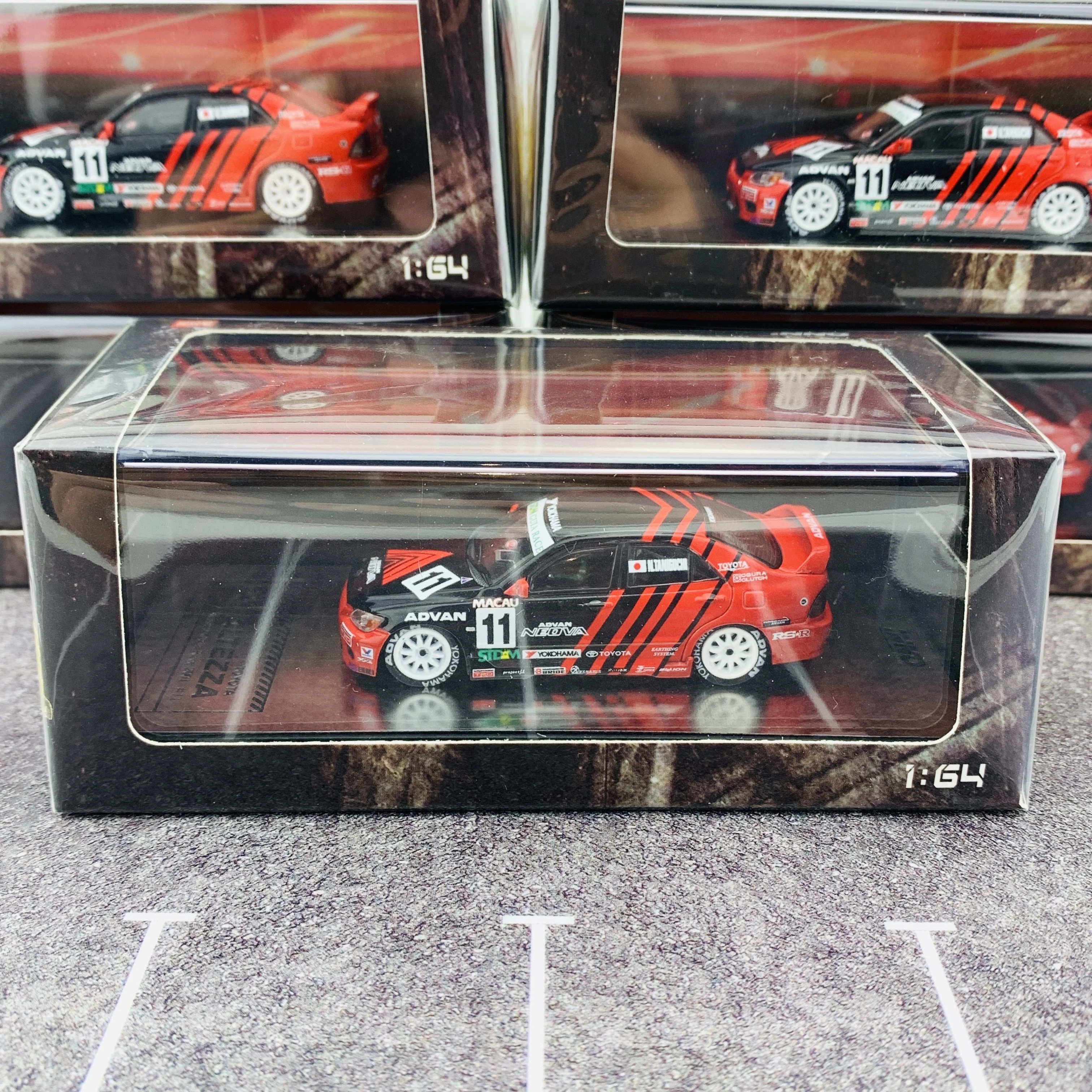 INNO x POPRACE Toyota Altezza Macau Guia Race 2001 #11 PR64-ALT-01M11 - Image 7