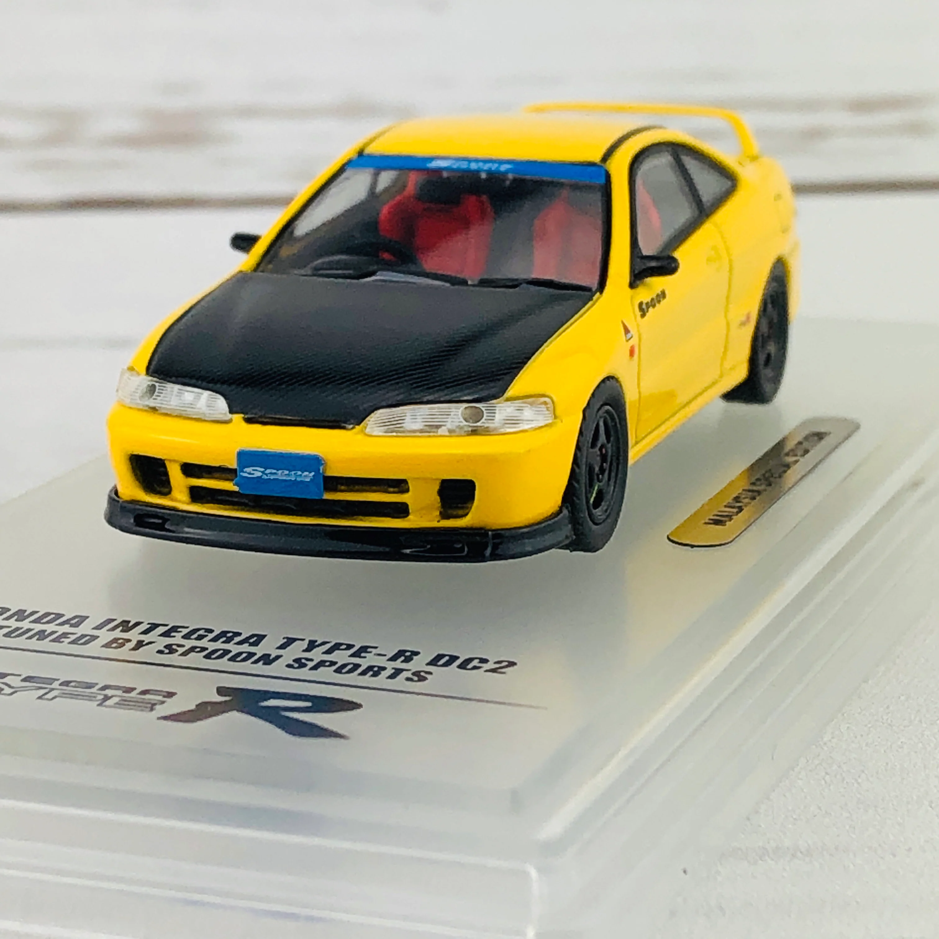 INNO64 1/64 Honda Integra Type-R DC2 Tuned by Spoon Malaysian Special Edition IN64-DC2-YSPMS - Image 4