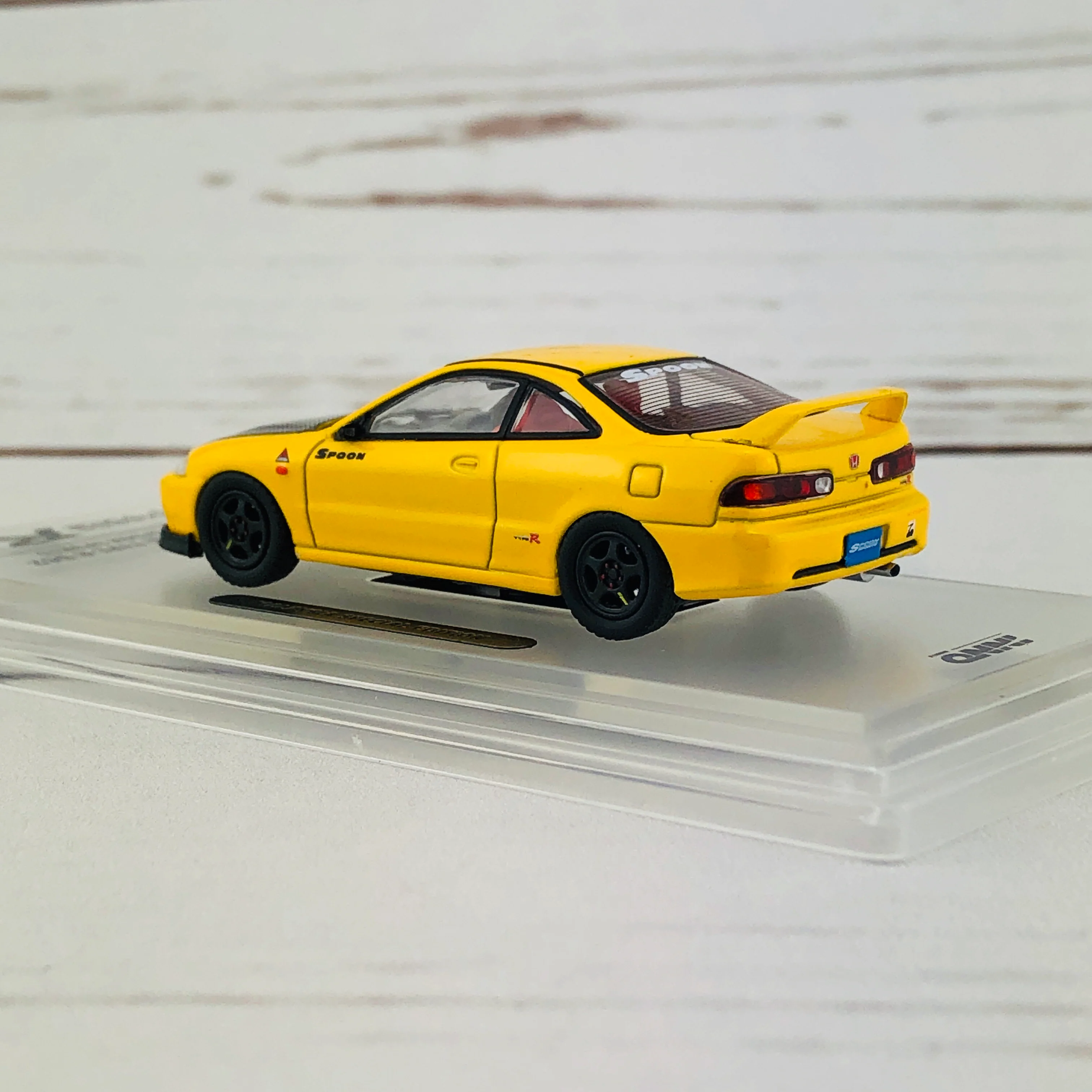 INNO64 1/64 Honda Integra Type-R DC2 Tuned by Spoon Malaysian Special Edition IN64-DC2-YSPMS - Image 7